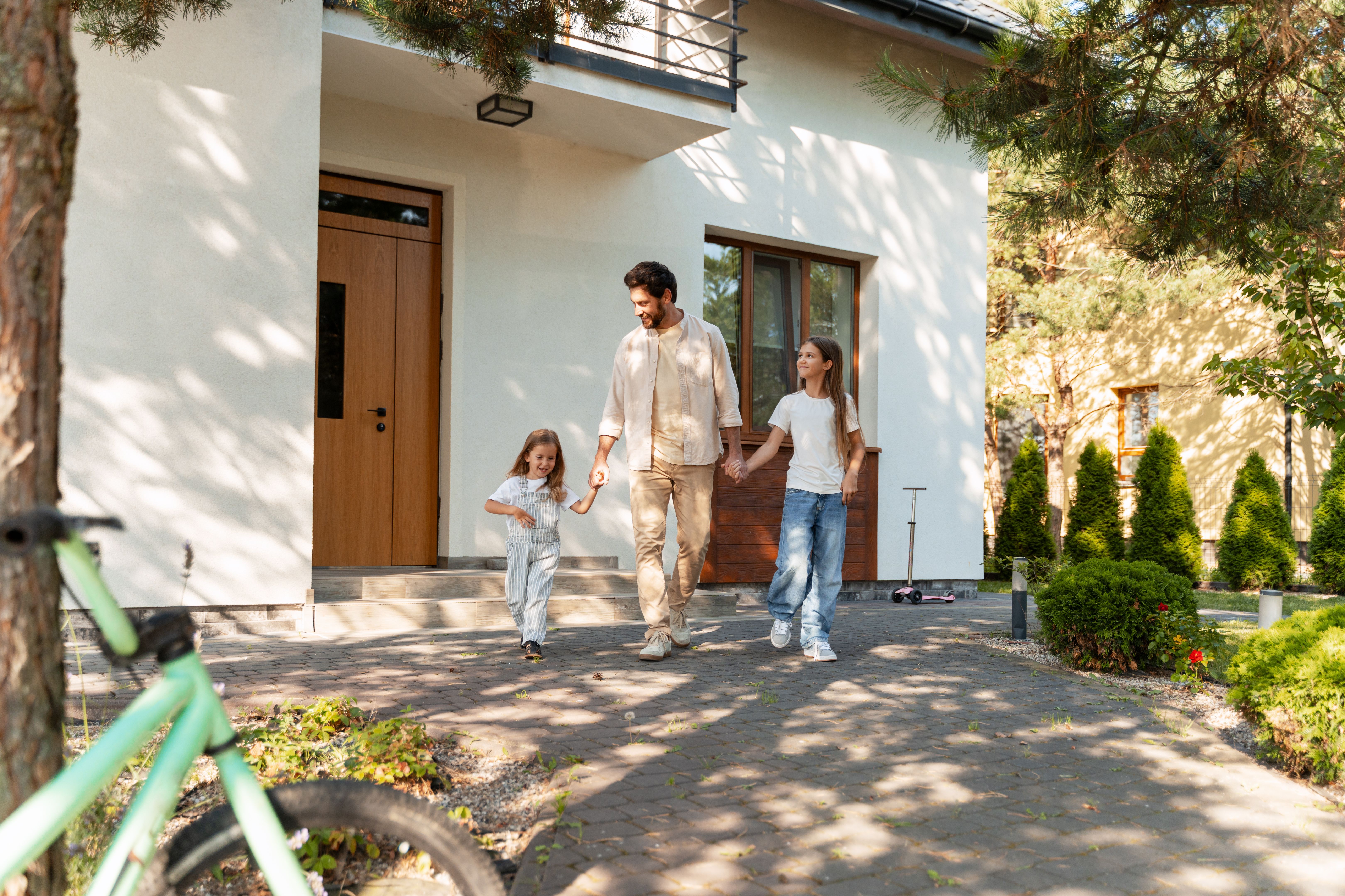 happy family home