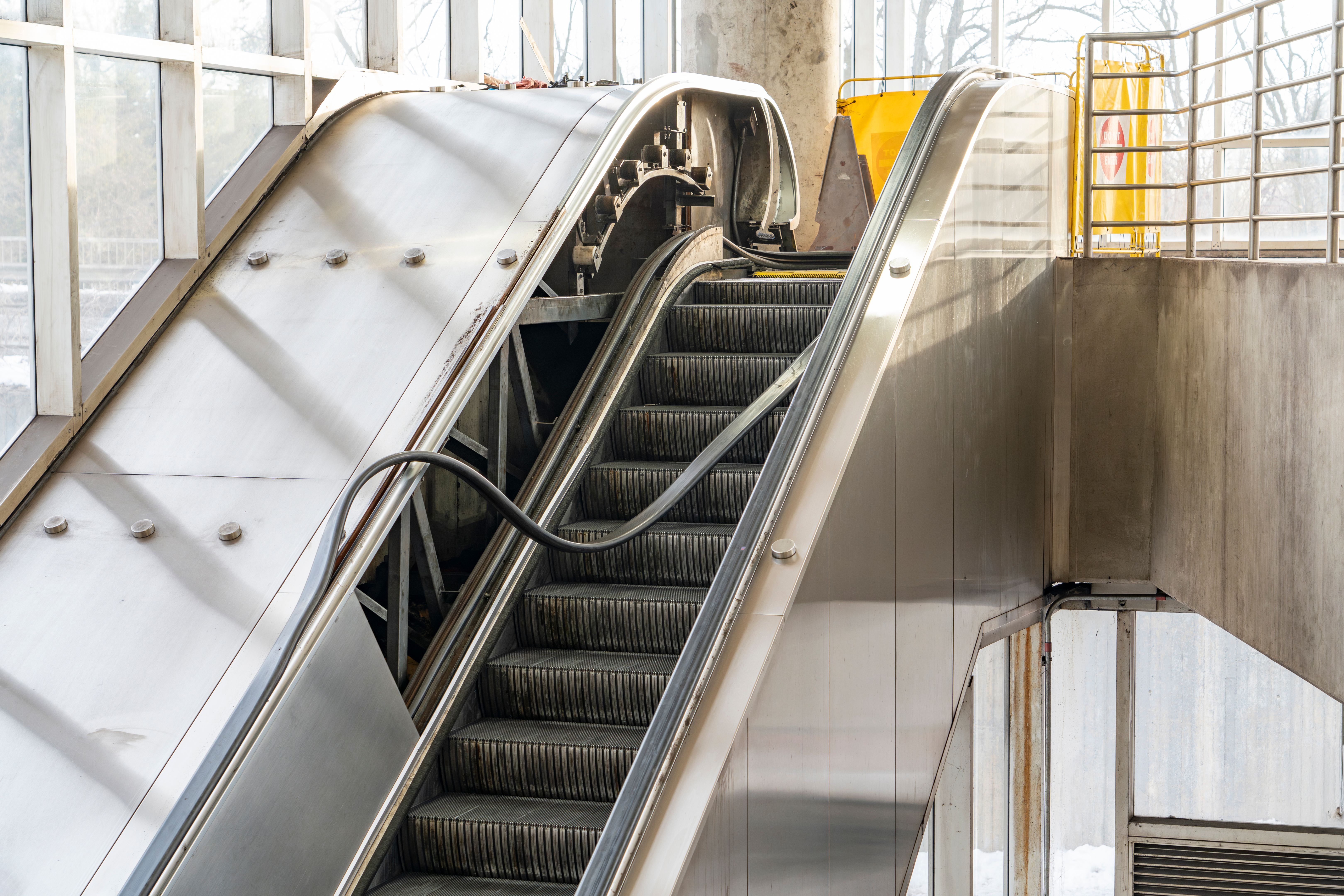 escalator inspection