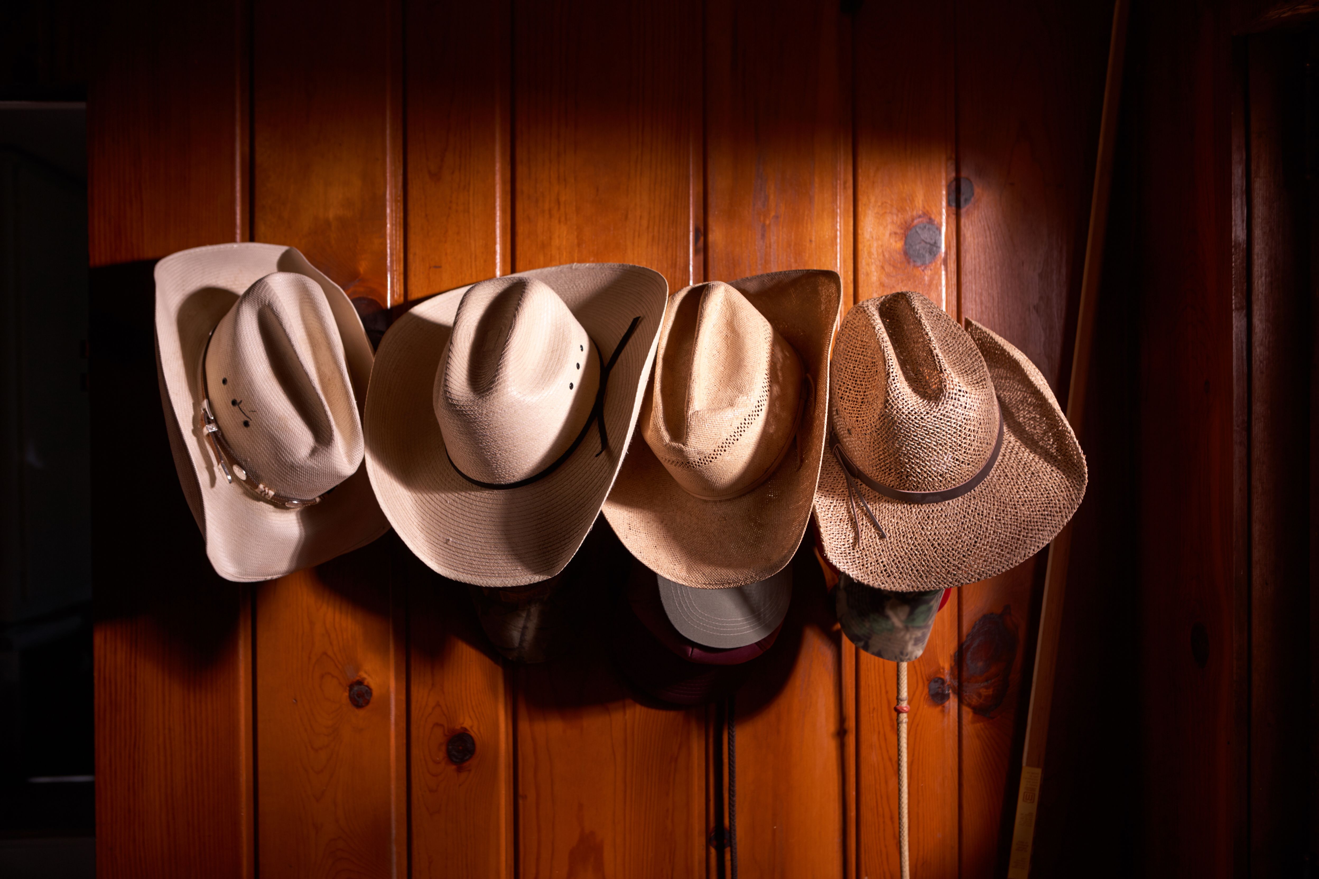 felt straw cowboy hats
