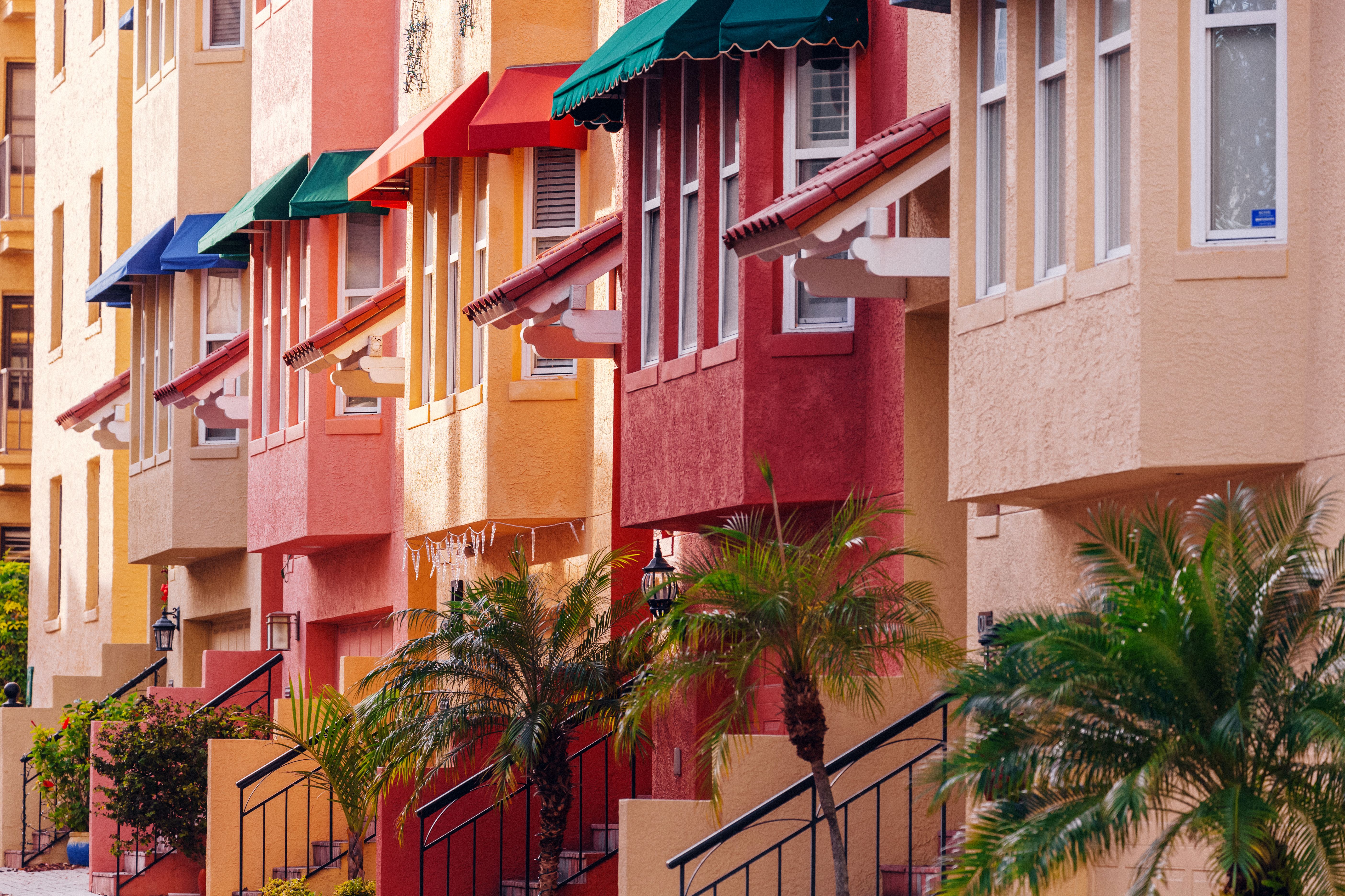 st petersburg housing