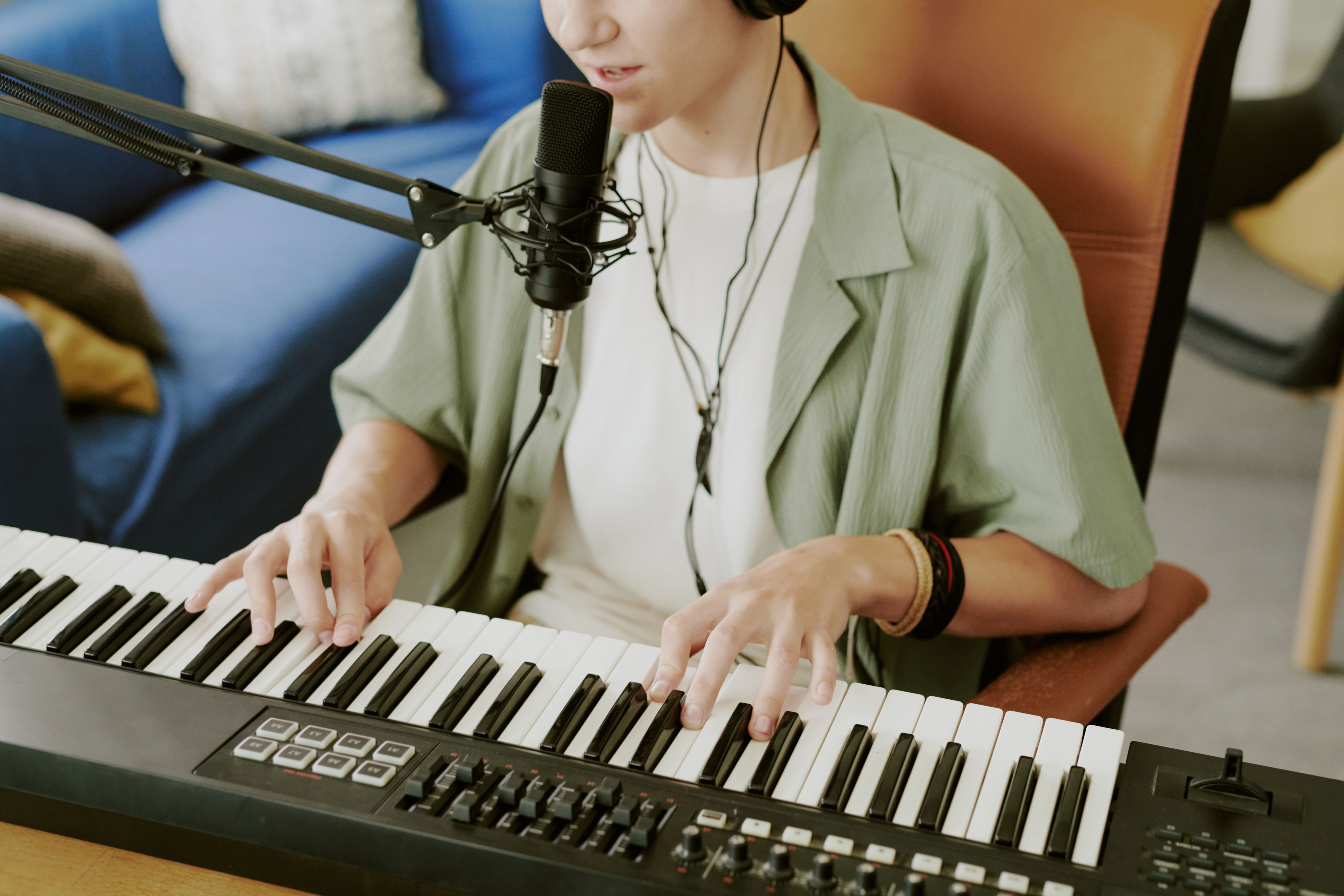 loading piano