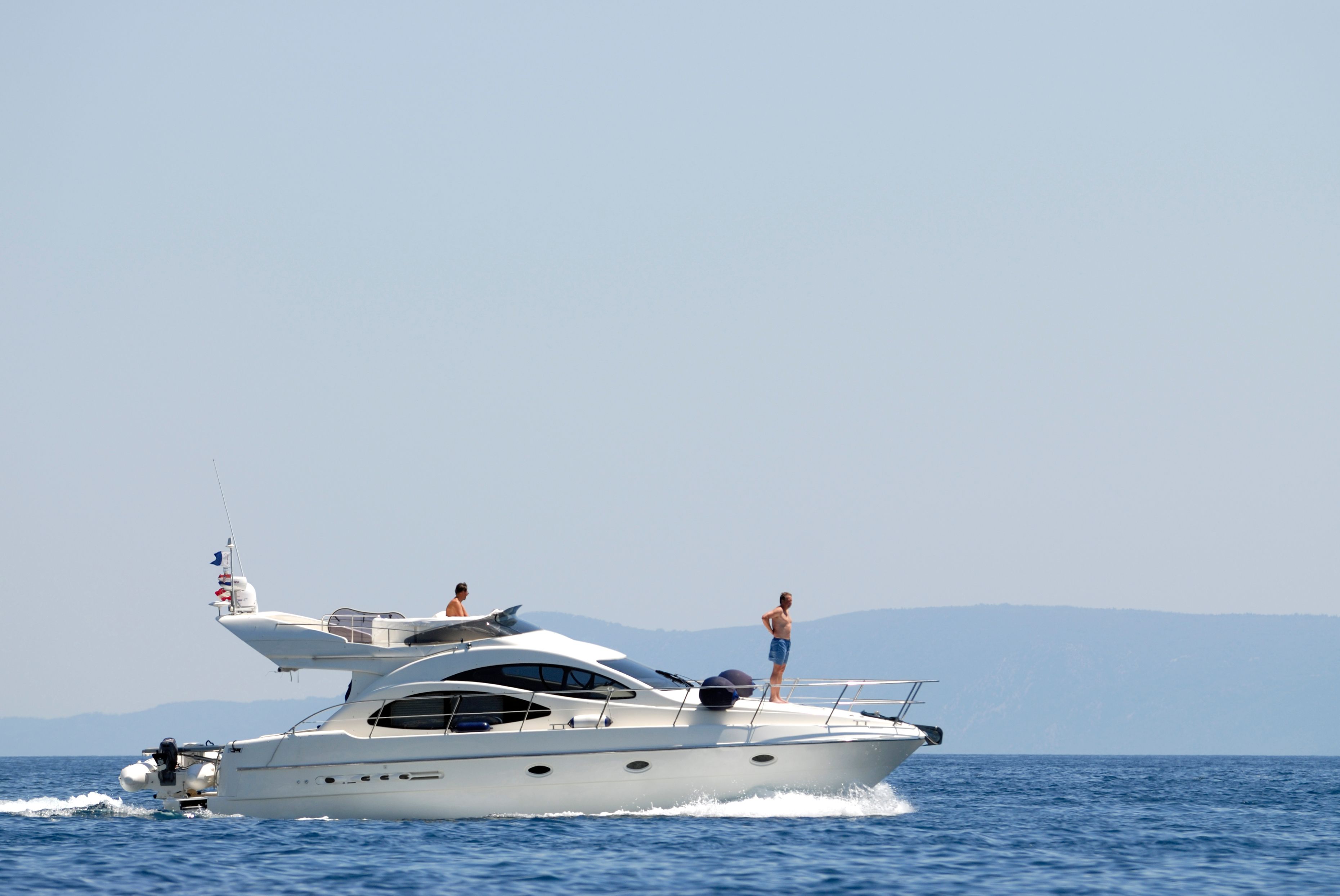 Floating freedom Floating freedom