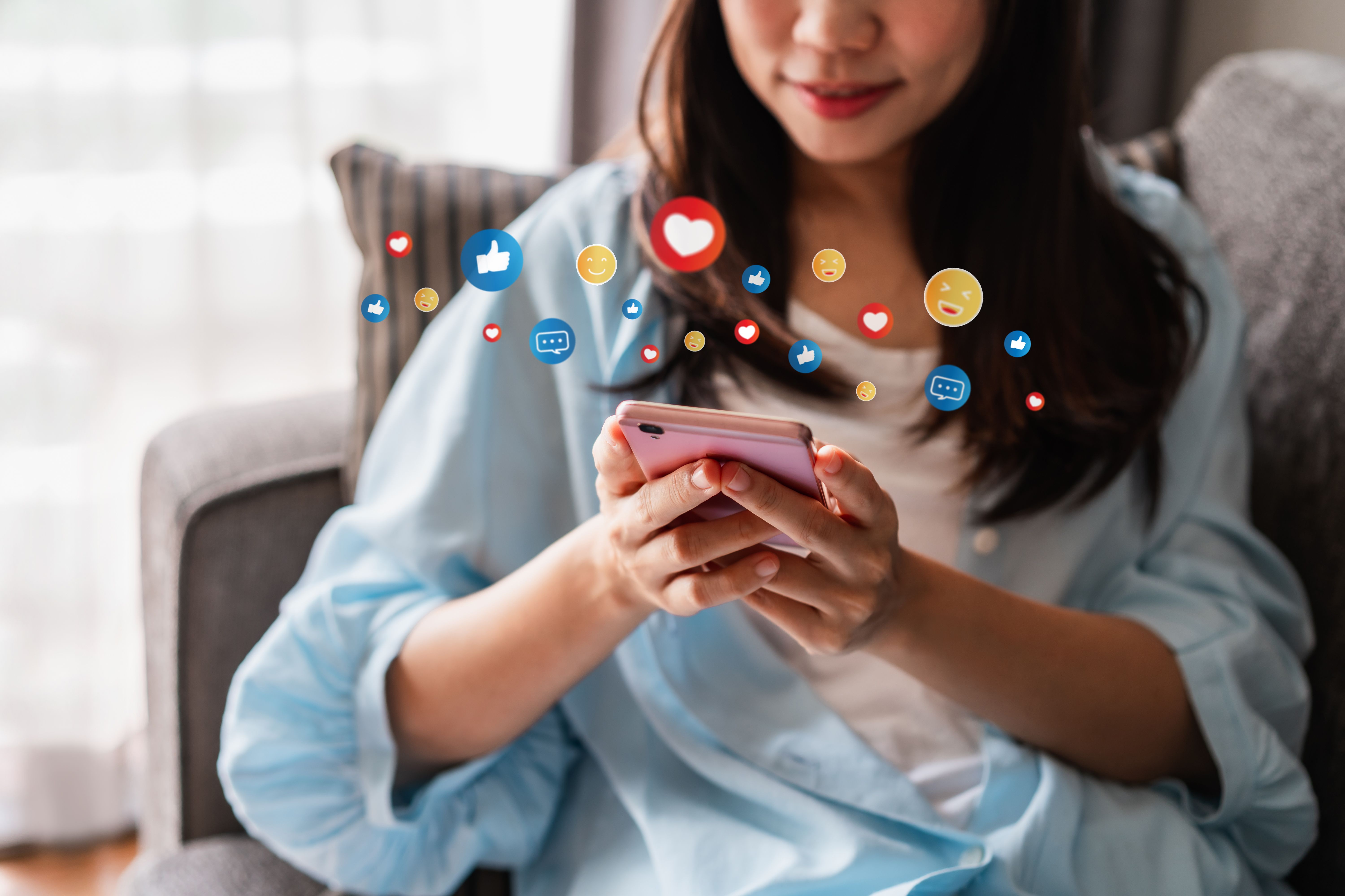 social media women