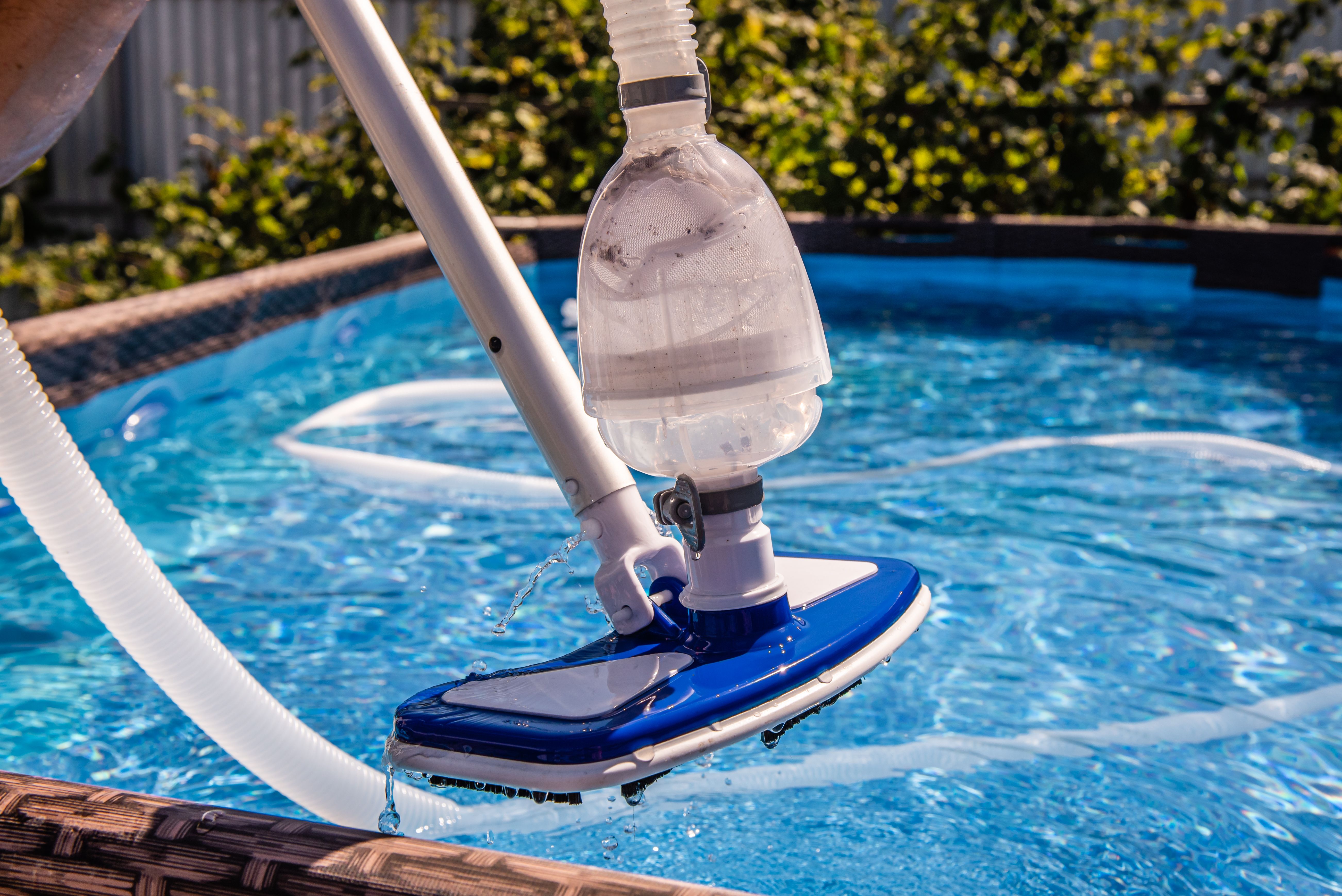 vacuum pool