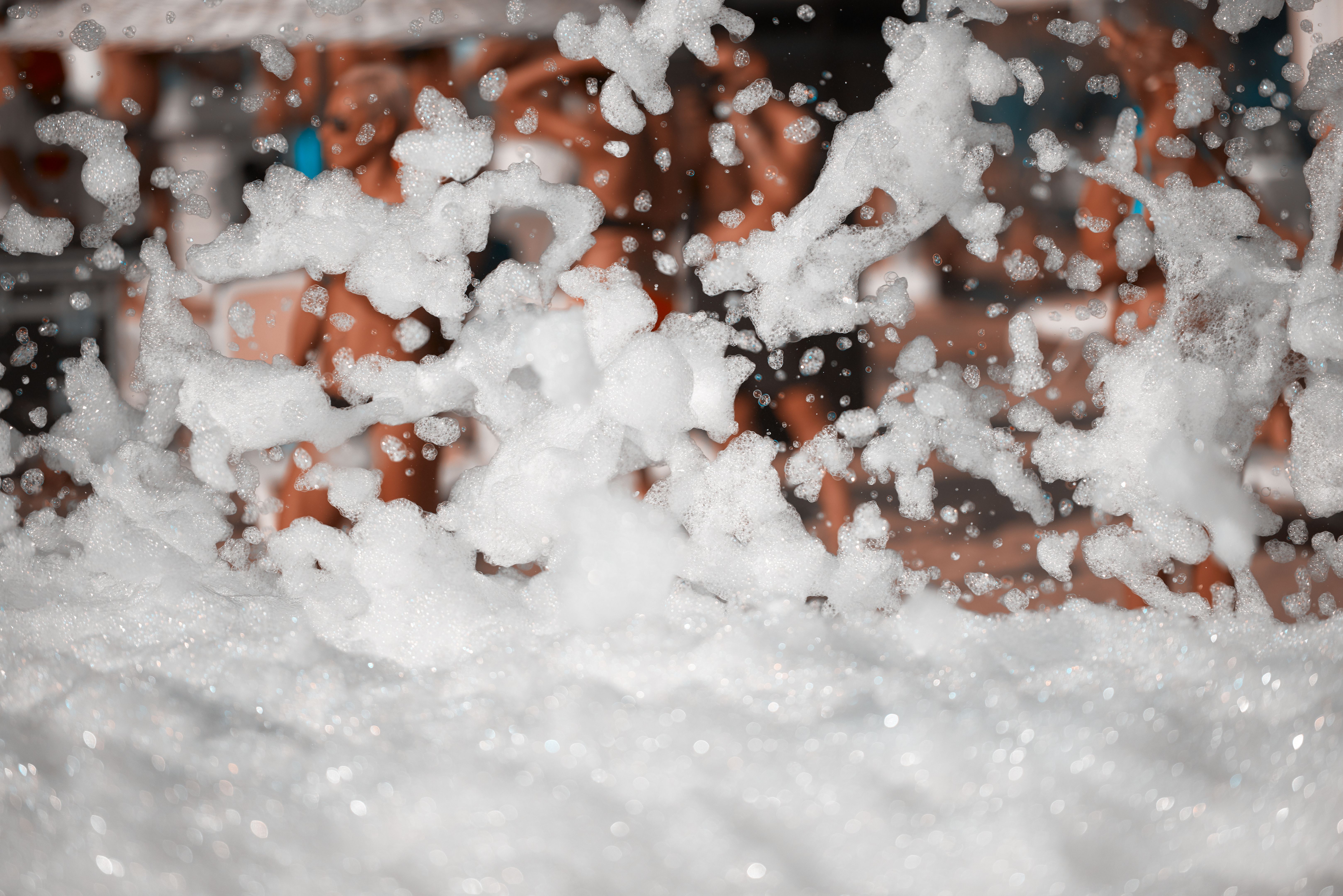 foam party crowd