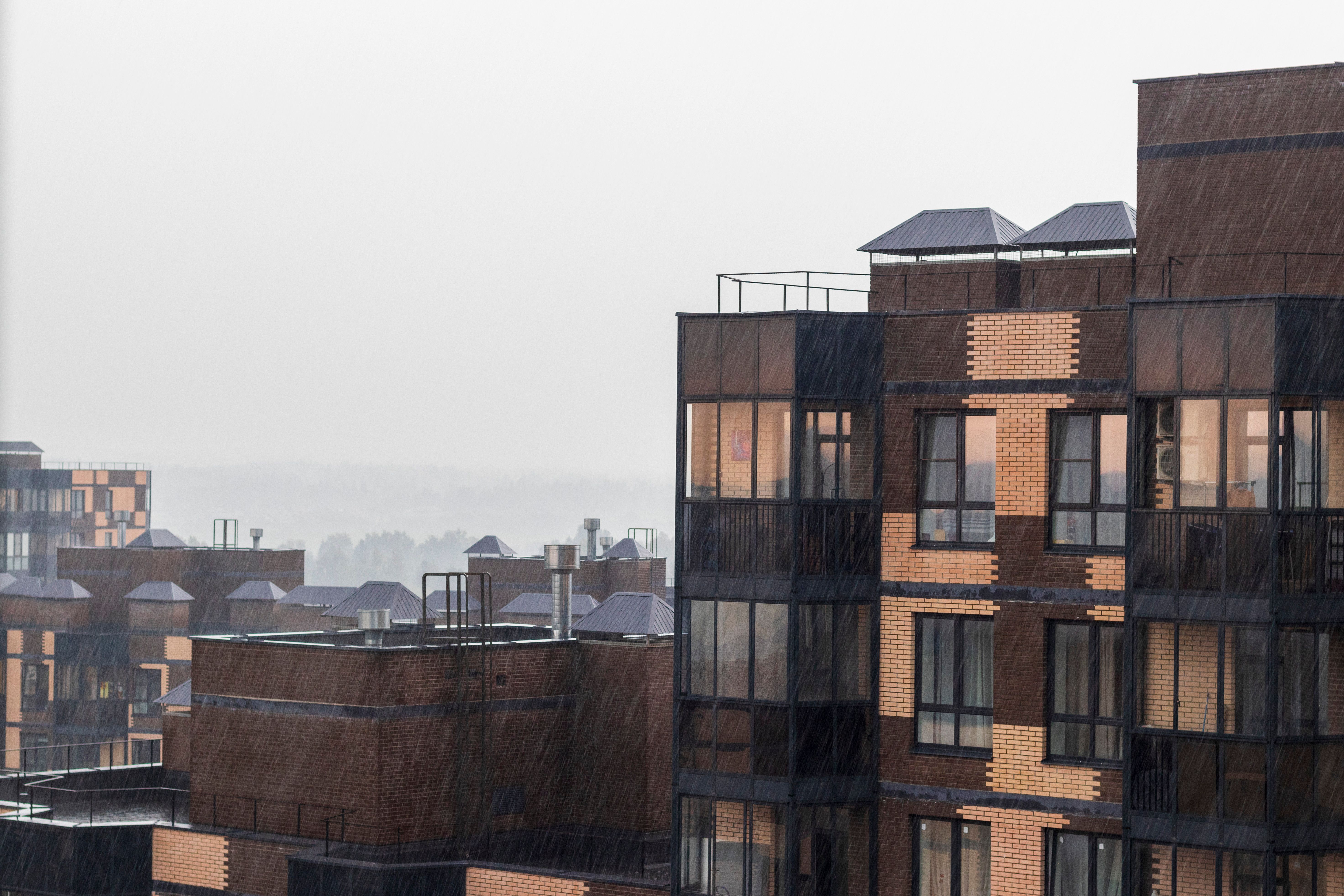 storm-resistant buildings