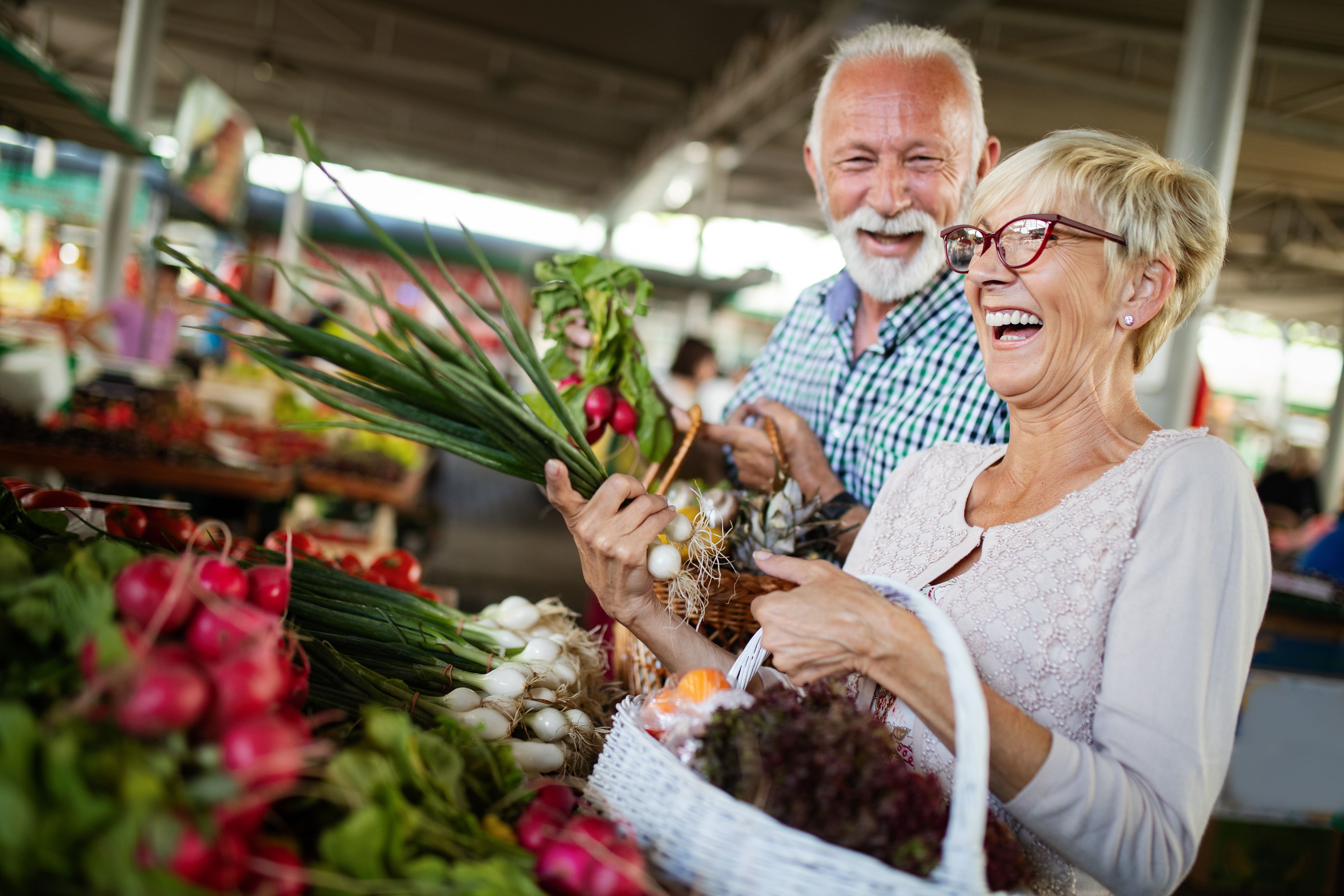 elderly couple shopping