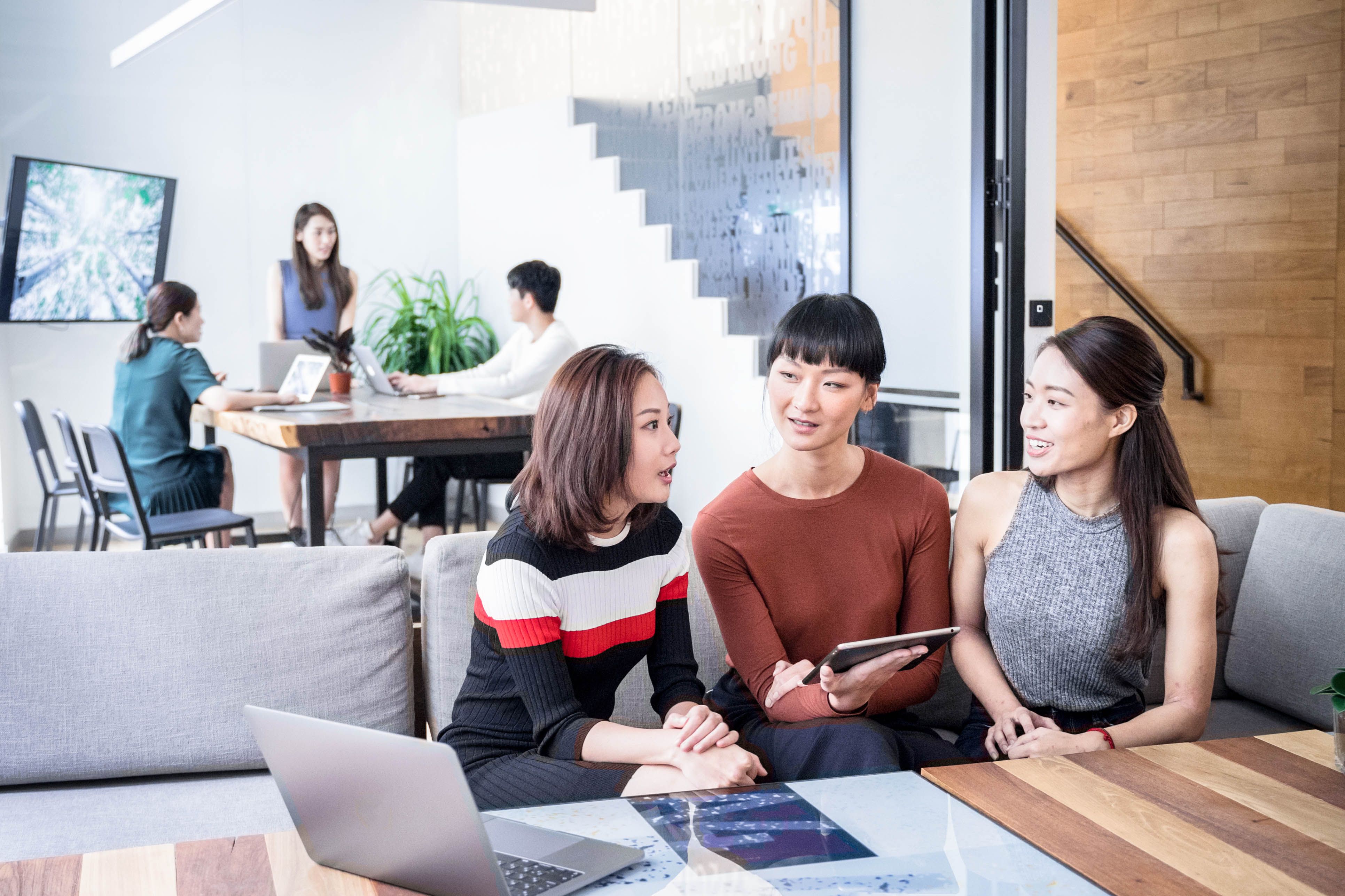 hong kong business meeting