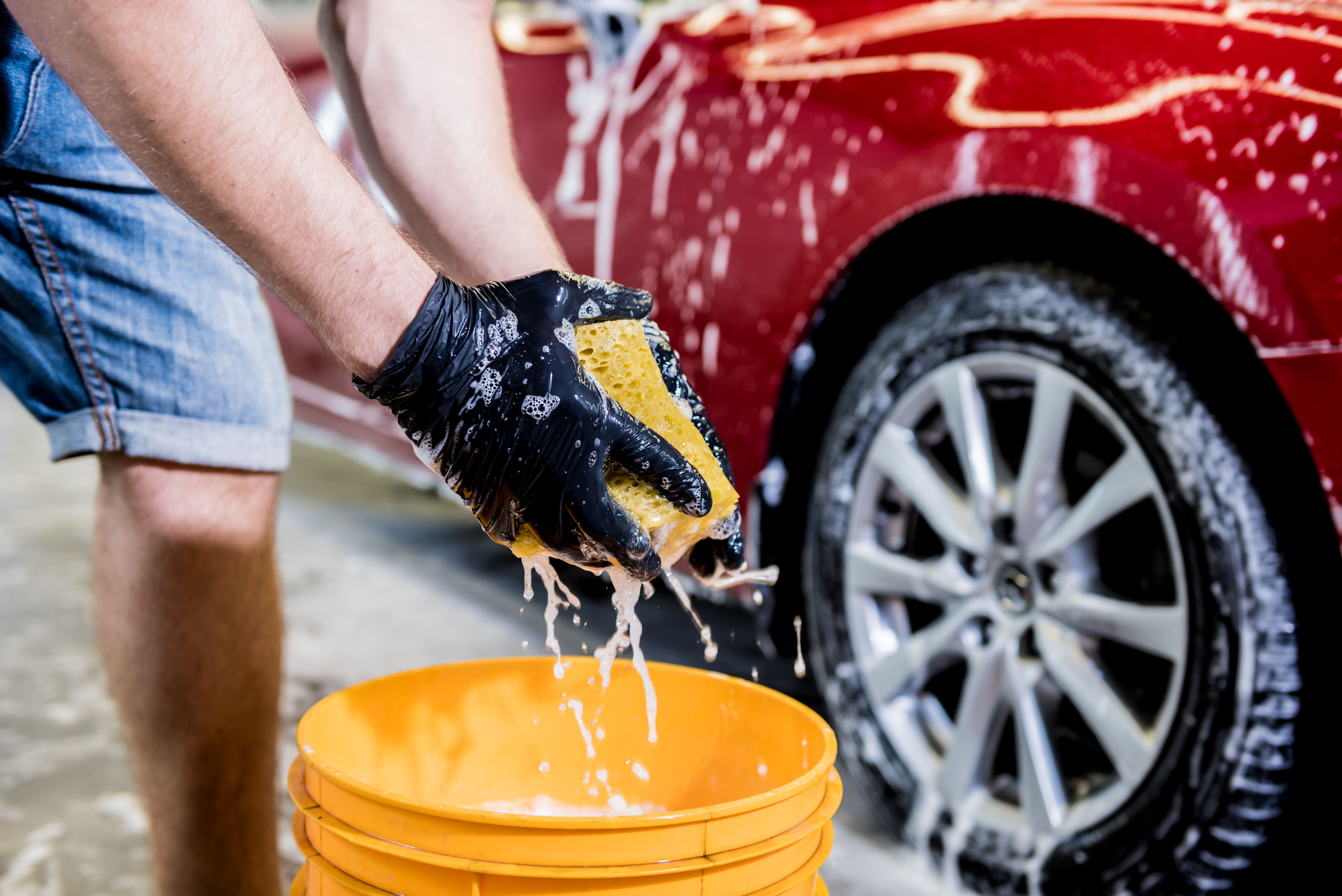 hand wash car