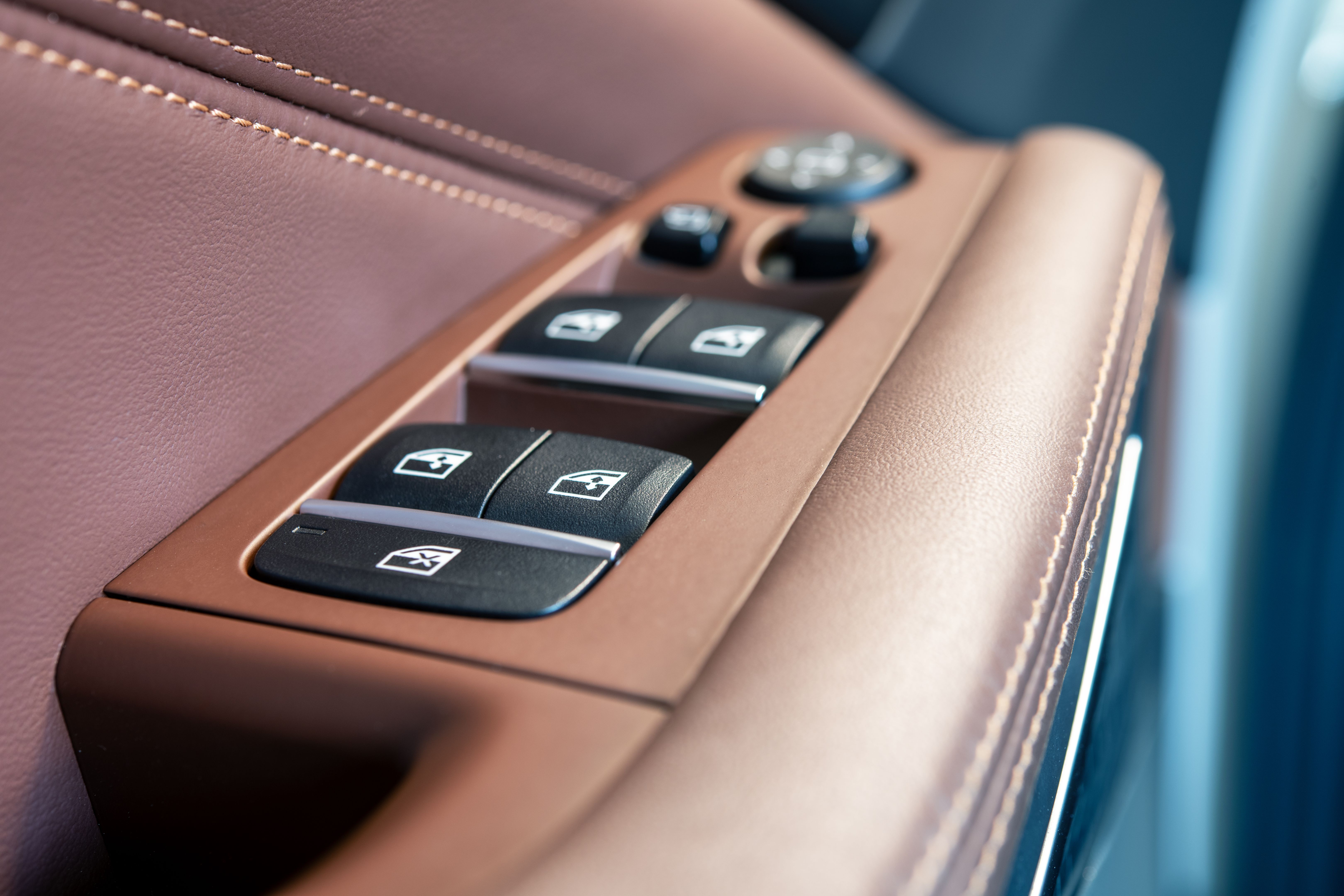 luxury car detailing