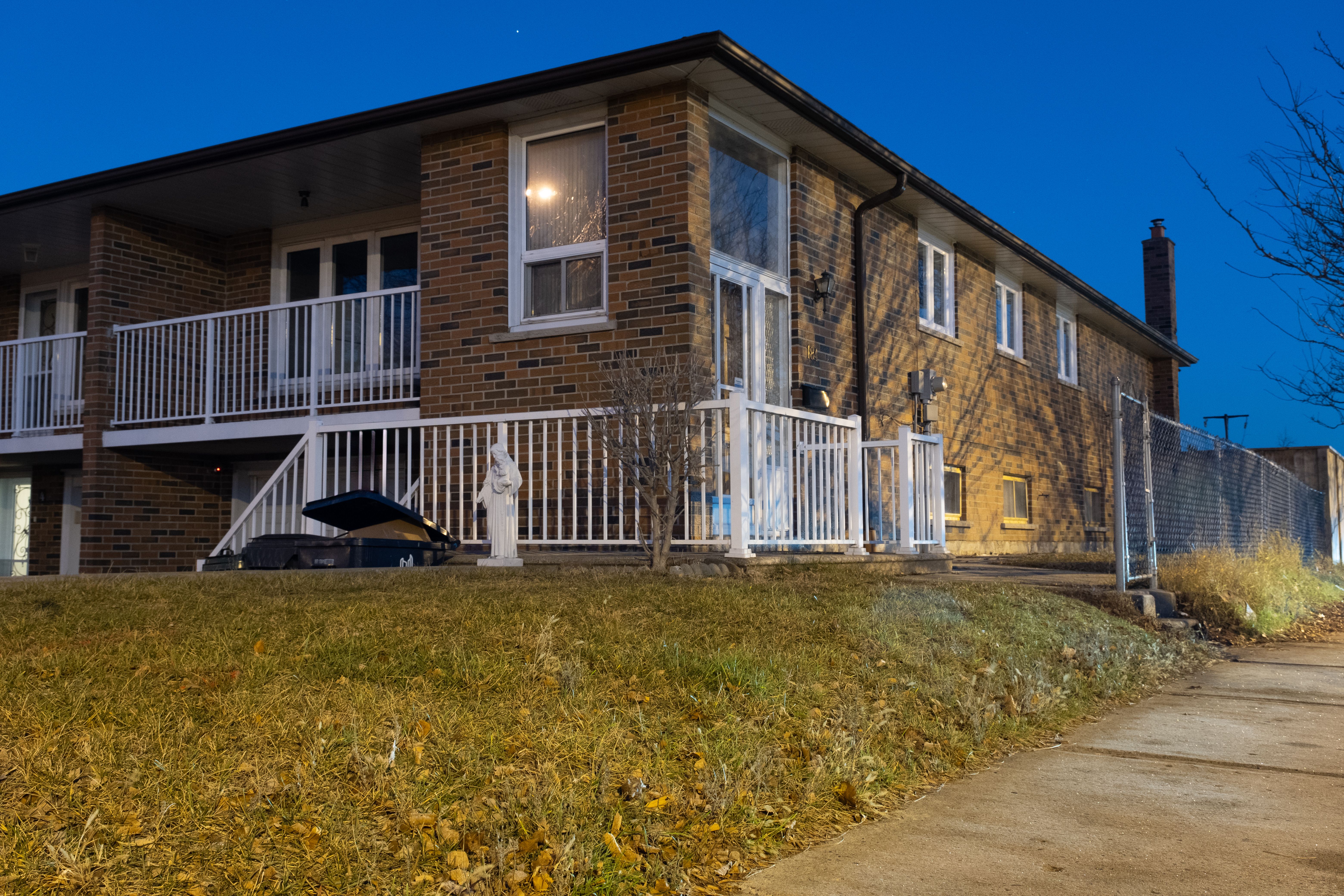 canadian retiree home