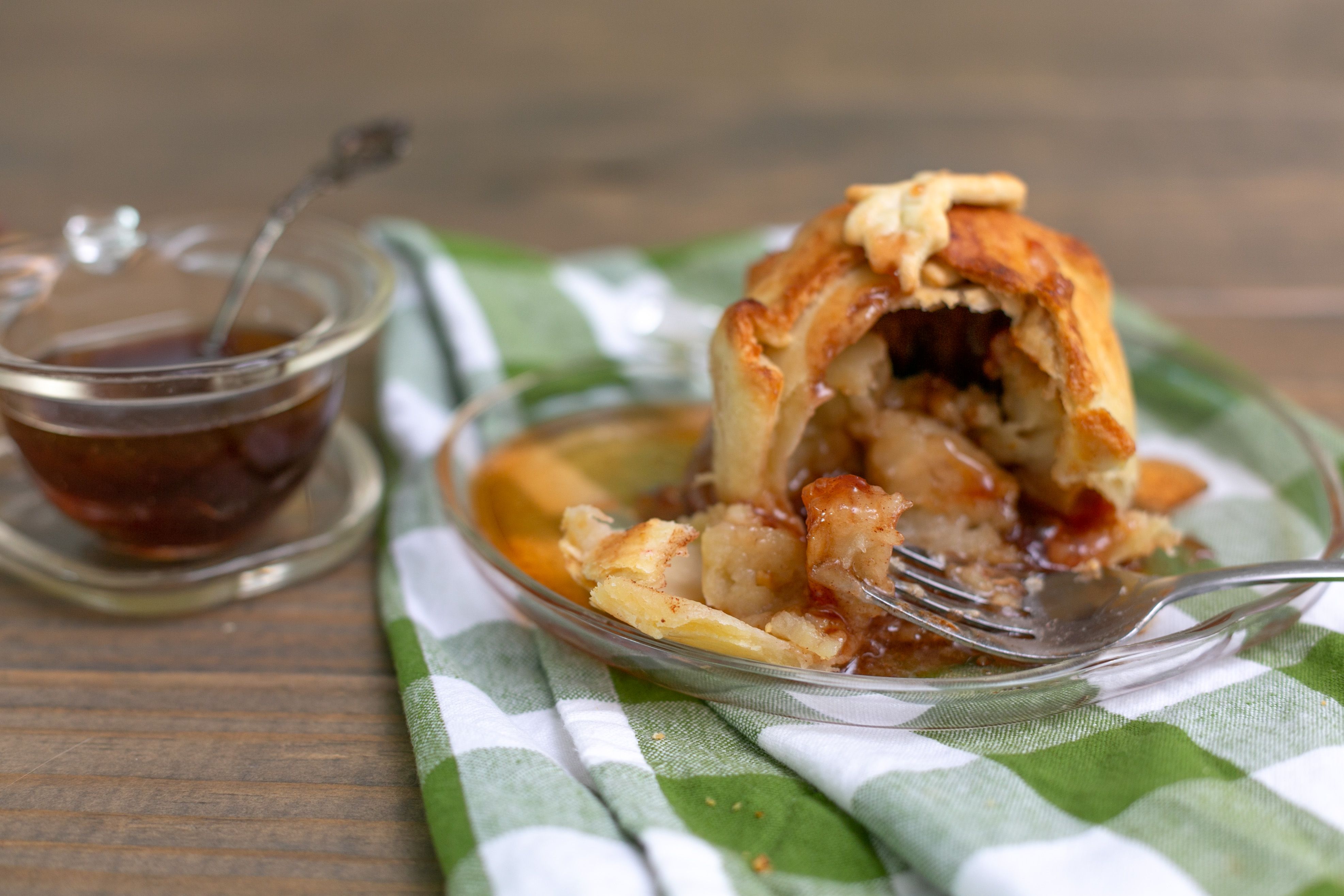 apple dumplings