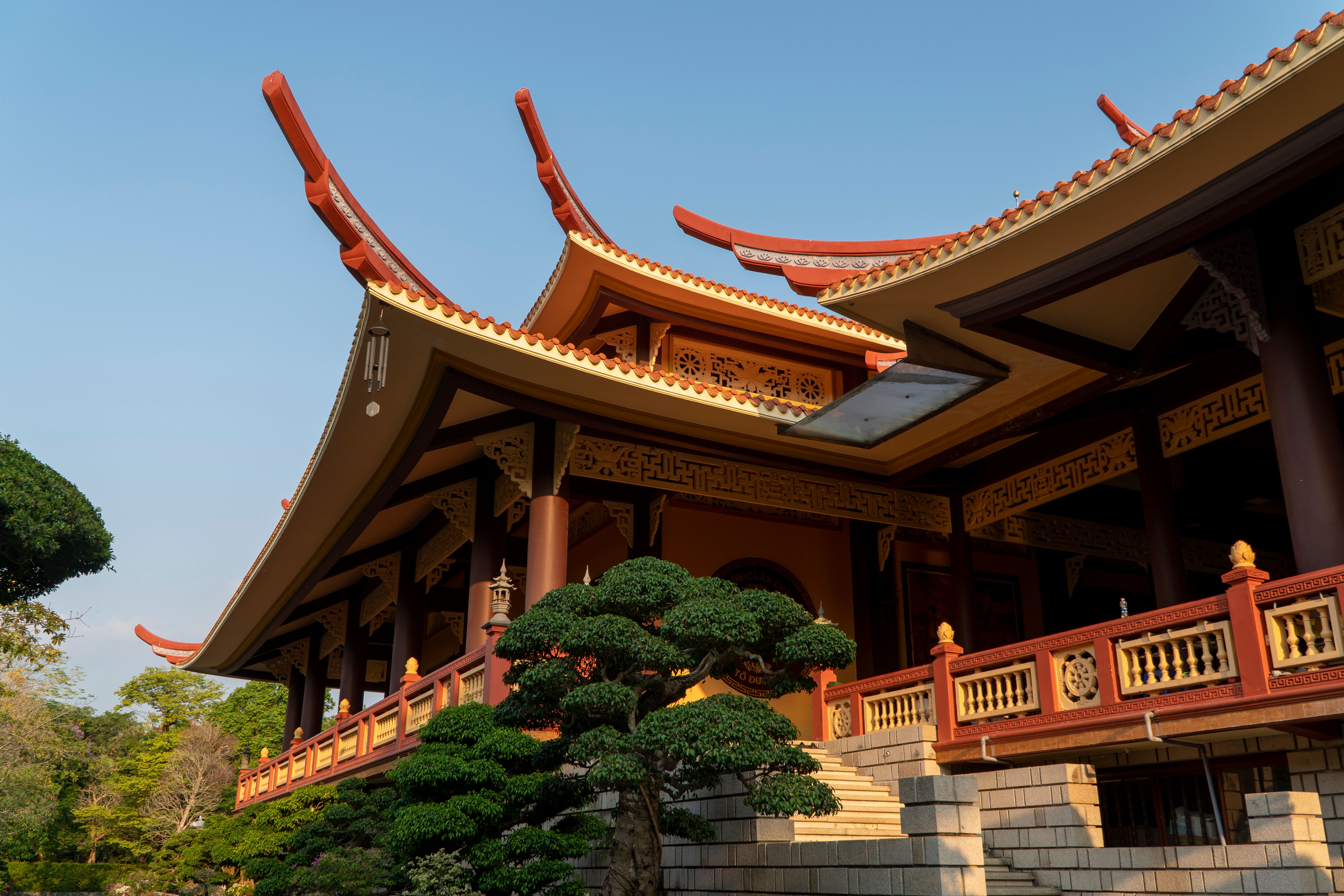 Interior motifs of Chanh Giac Truc Lam Zen Monastery