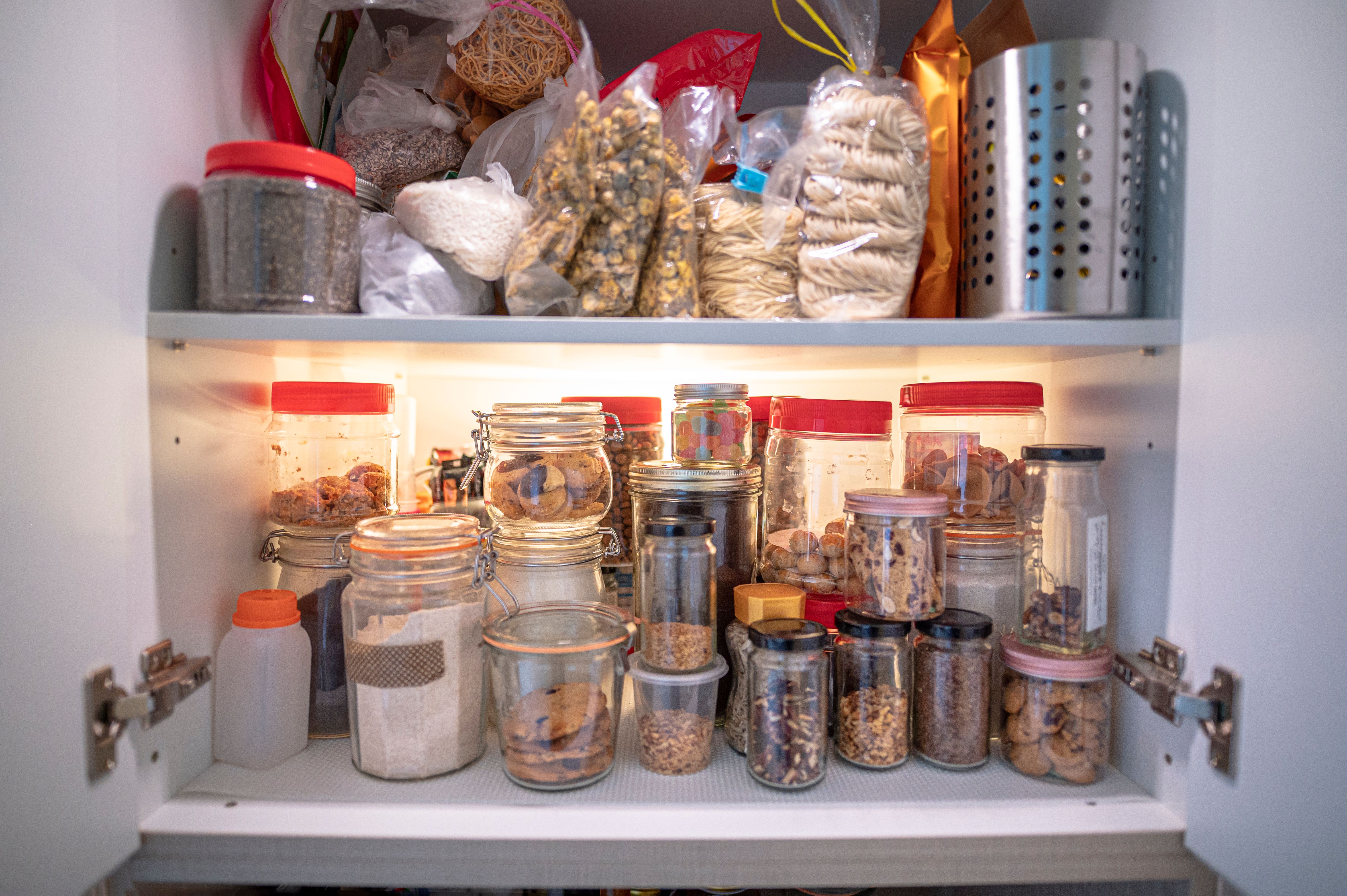storing spices