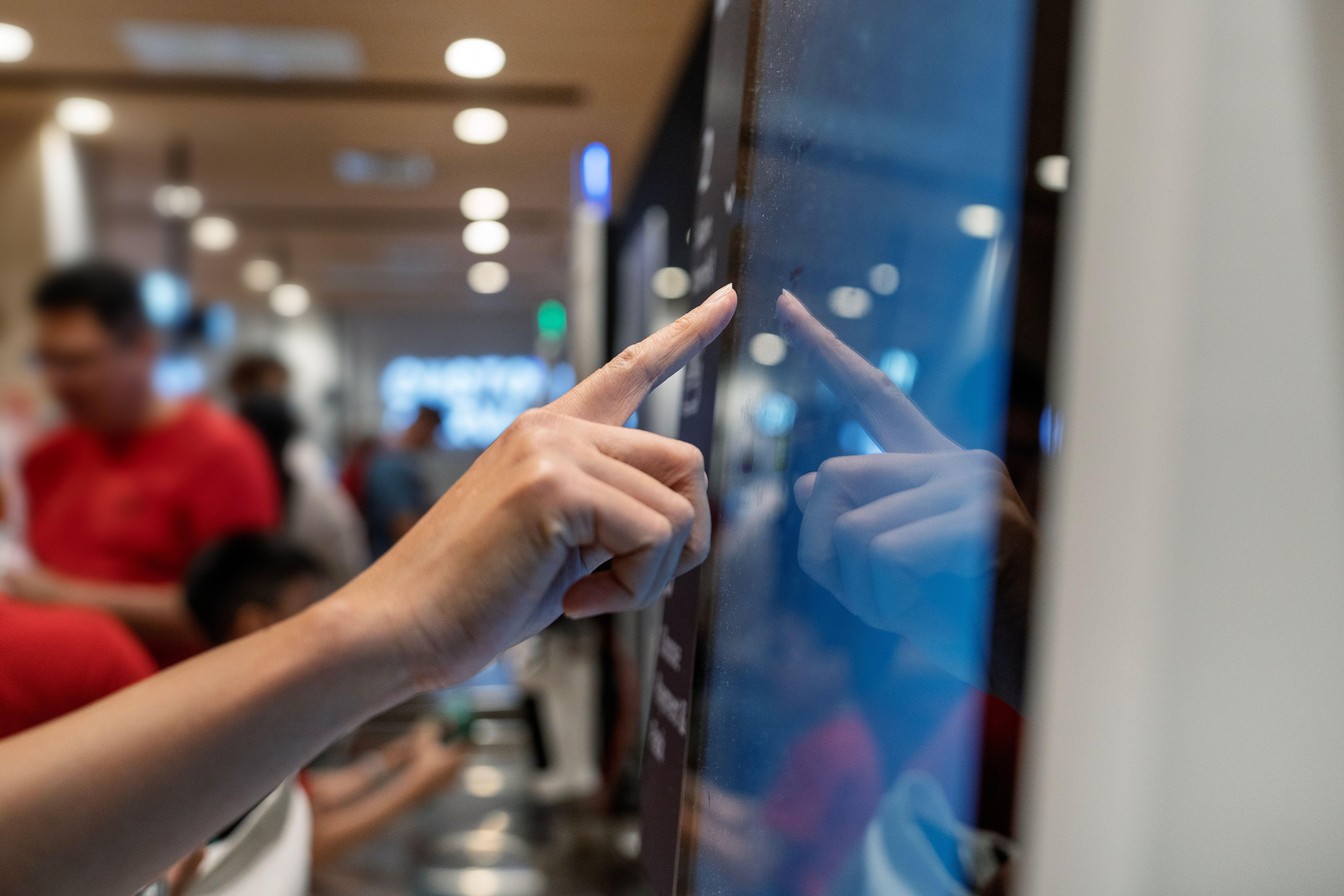 interactive touchscreen vending