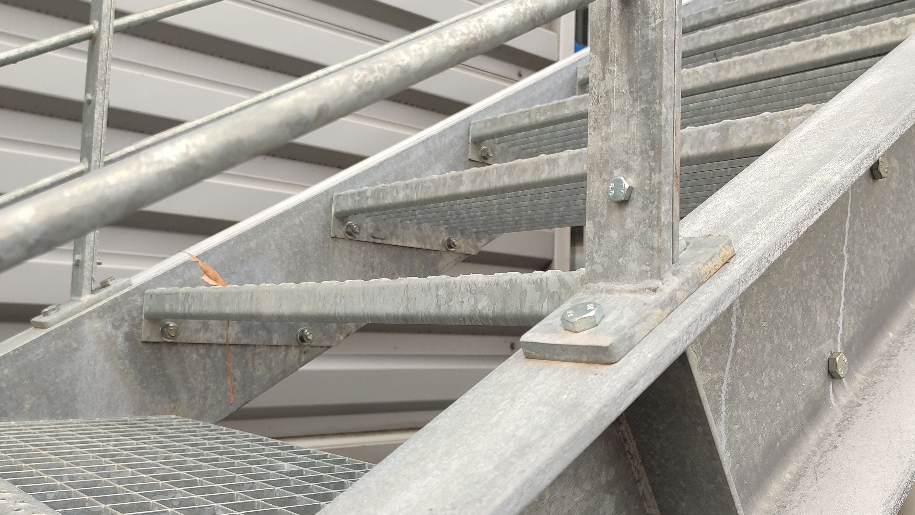 iron stairs maintenance