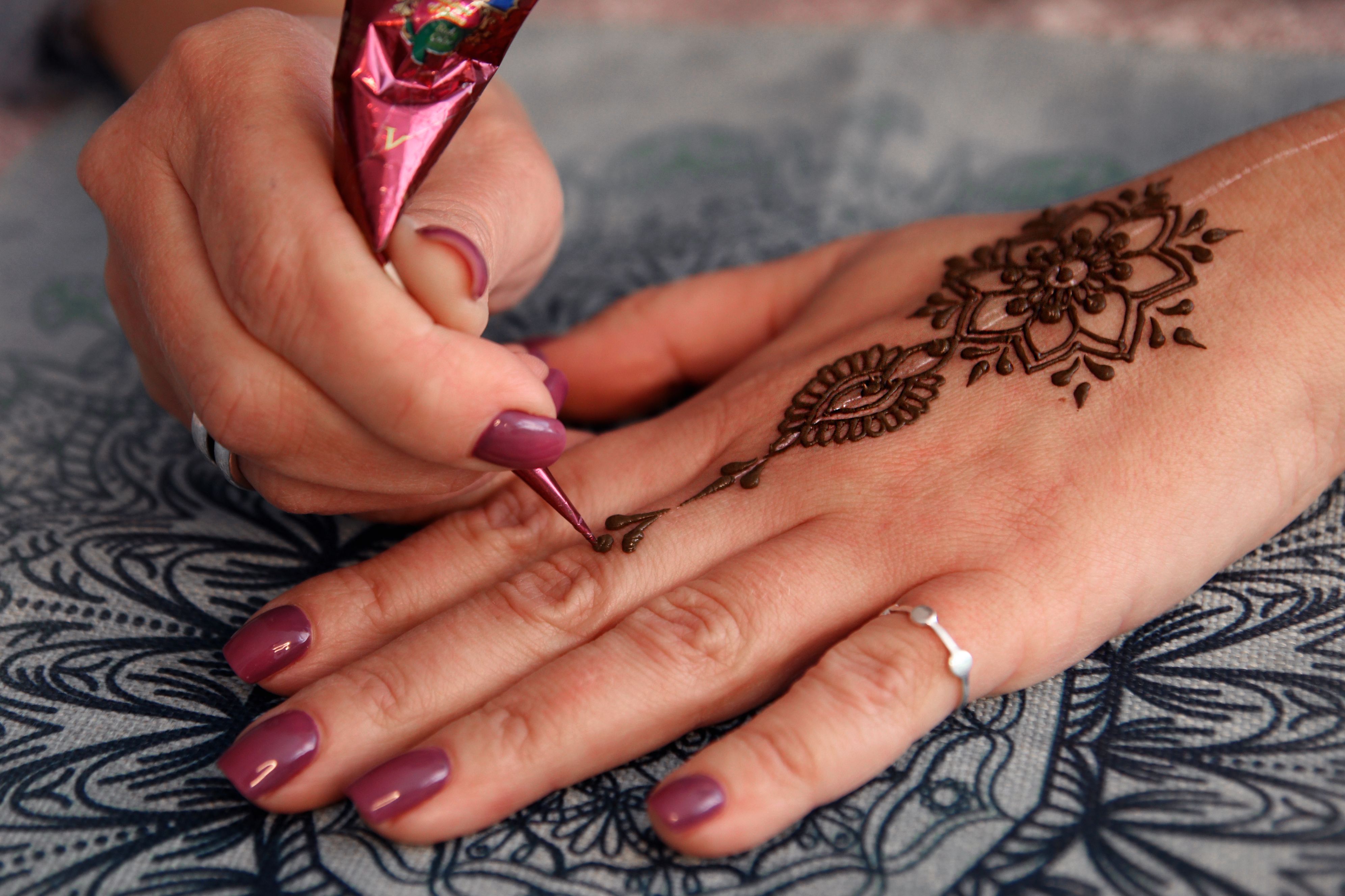 traditional henna designs