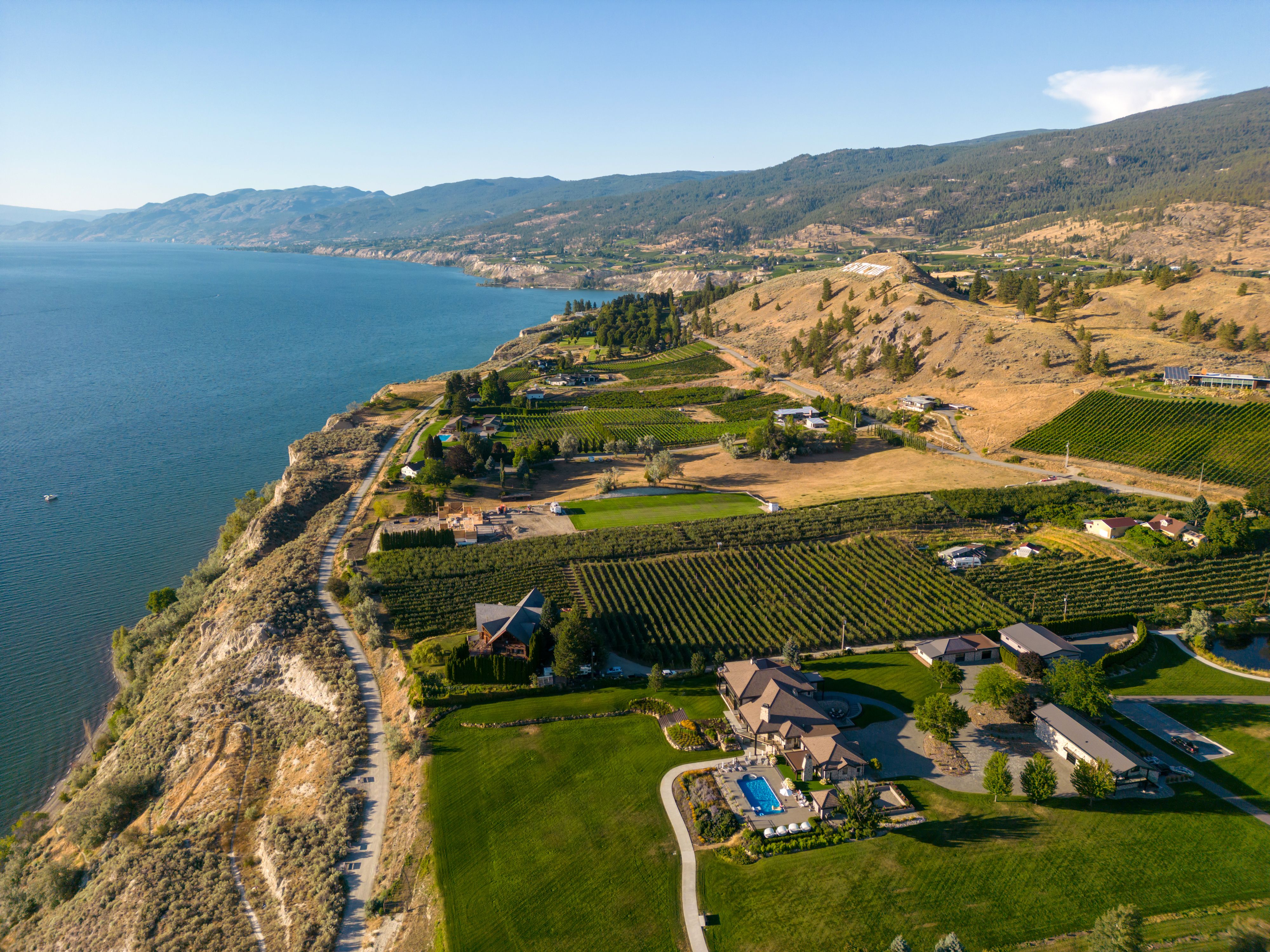 okanagan custom home