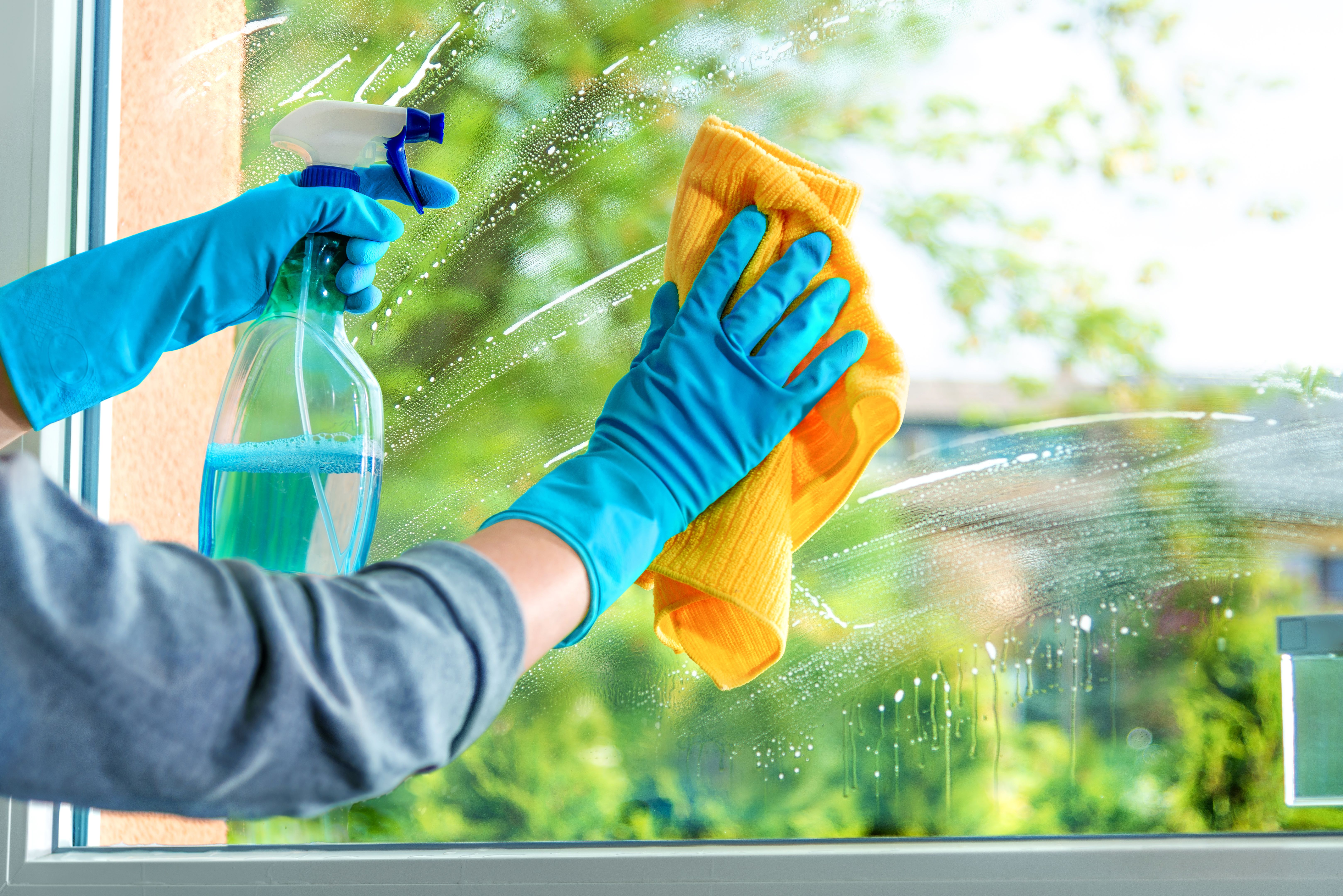 cleaning glass