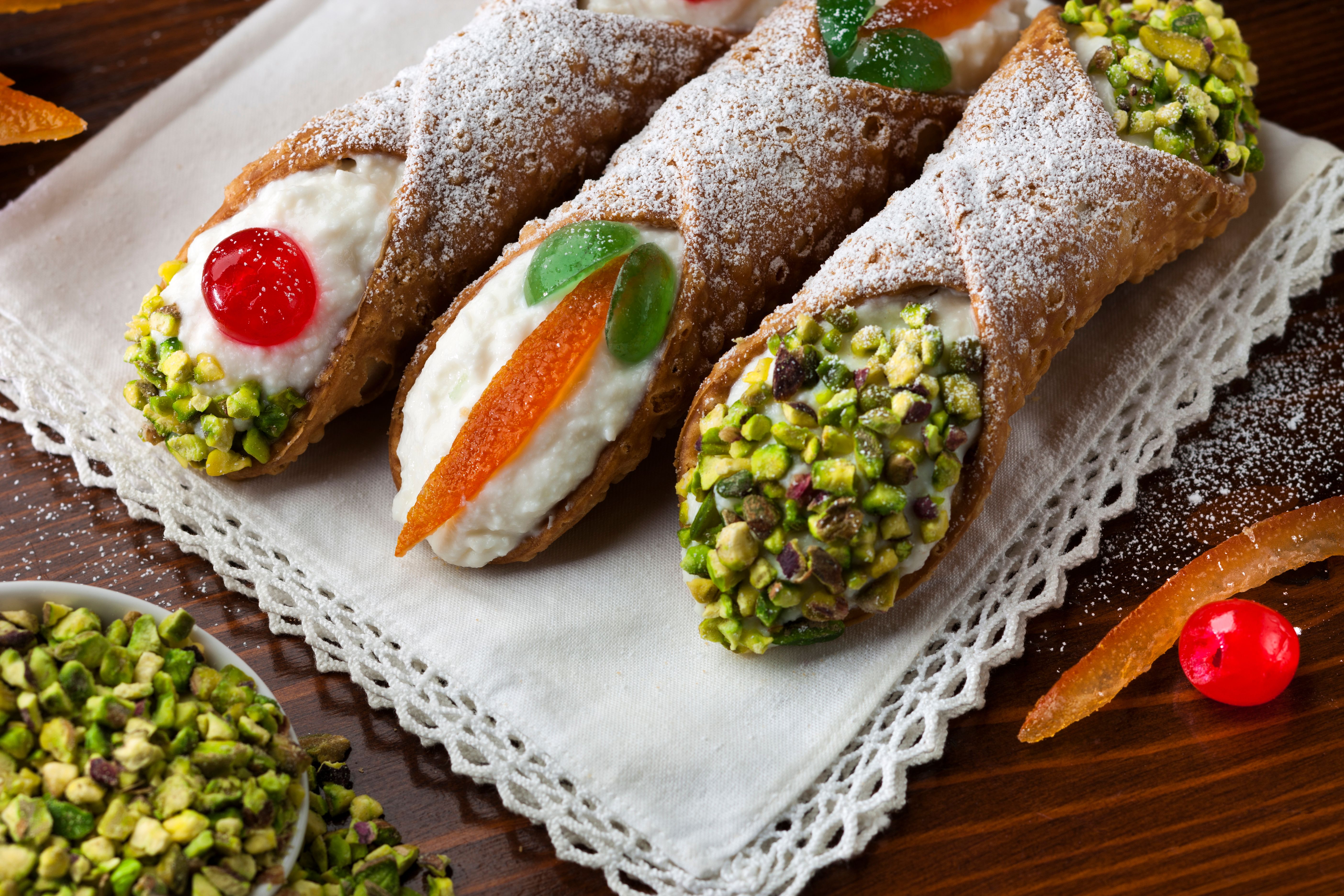Sicilian cannoli