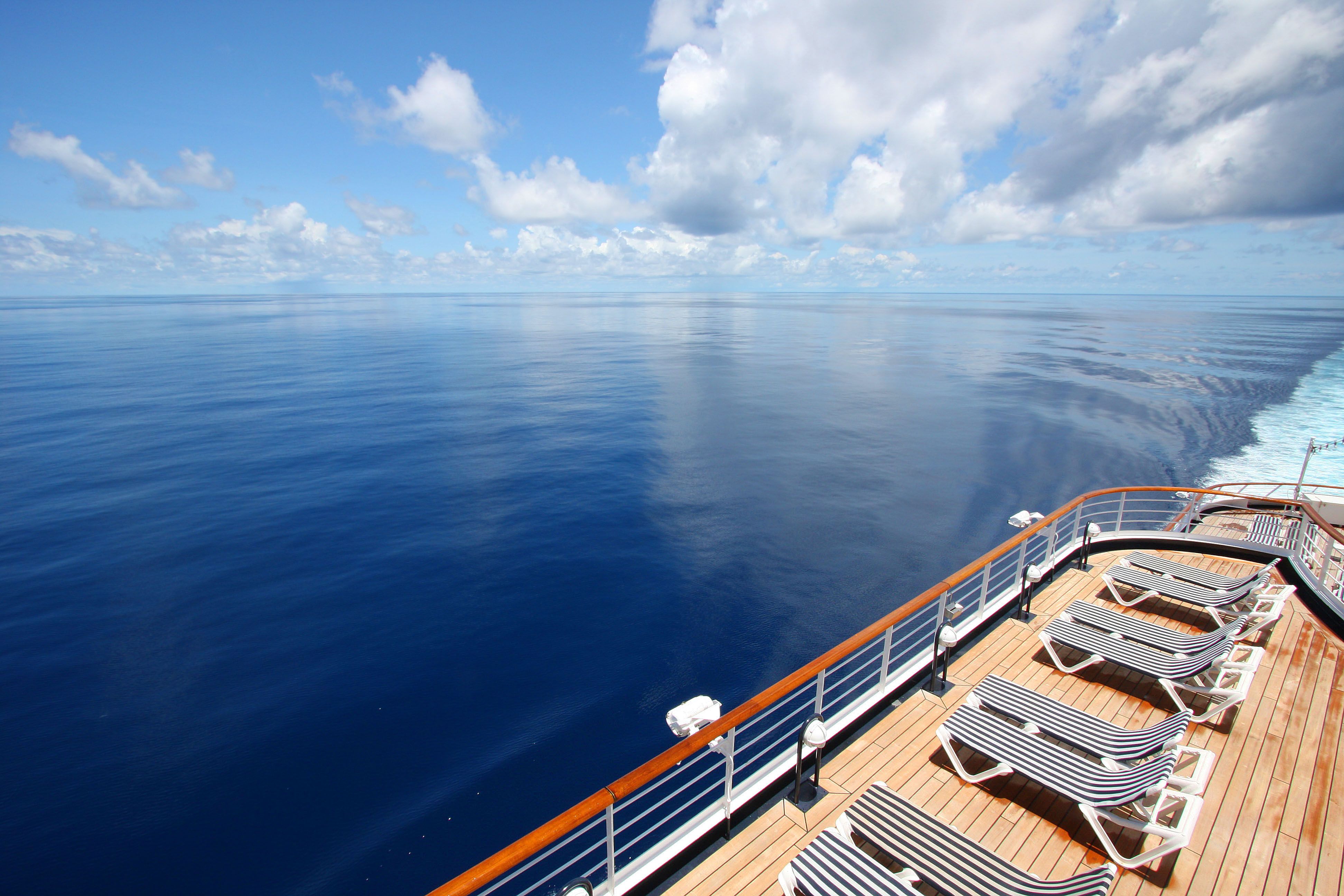 luxury cruise amenities
