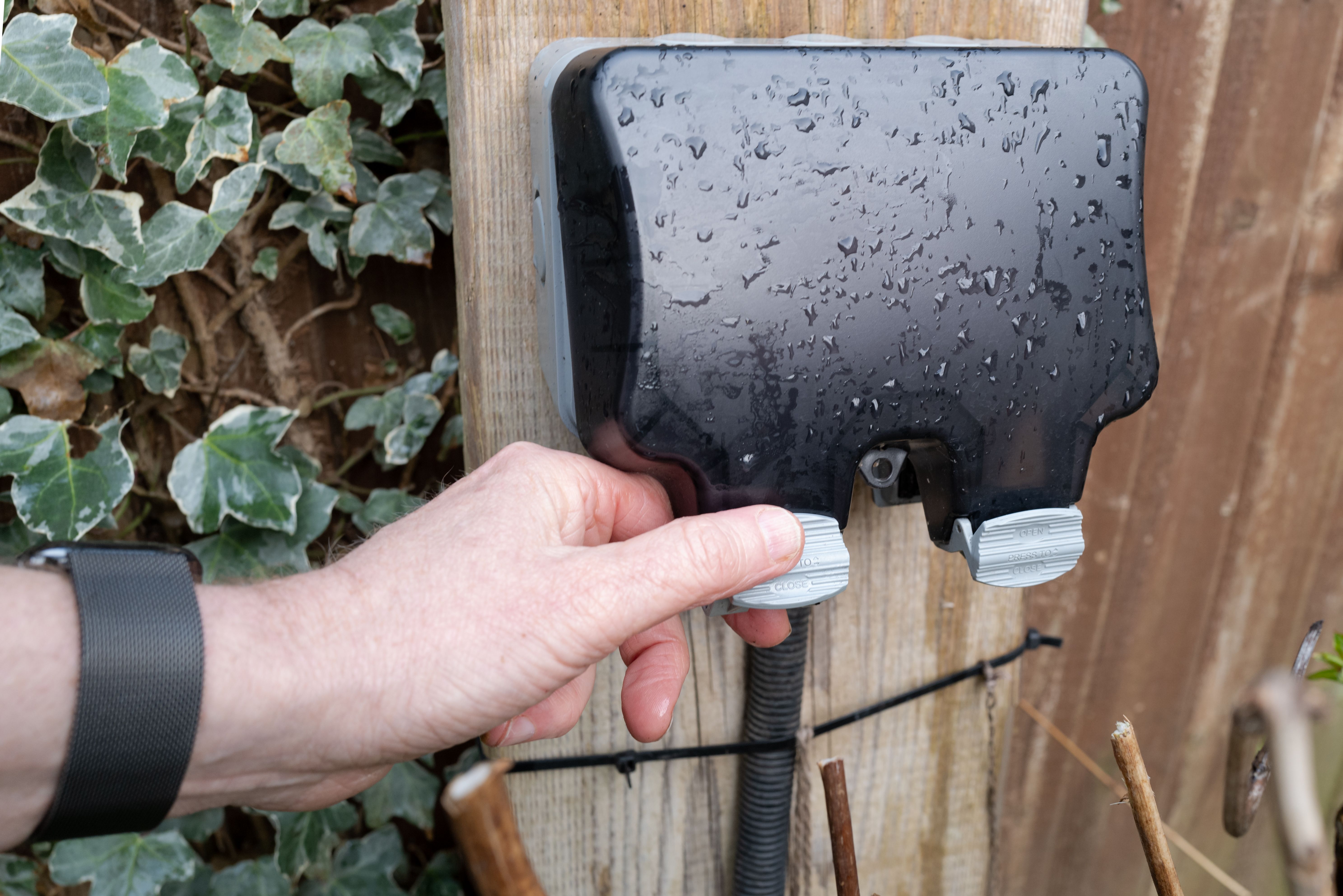 weatherproof outlets