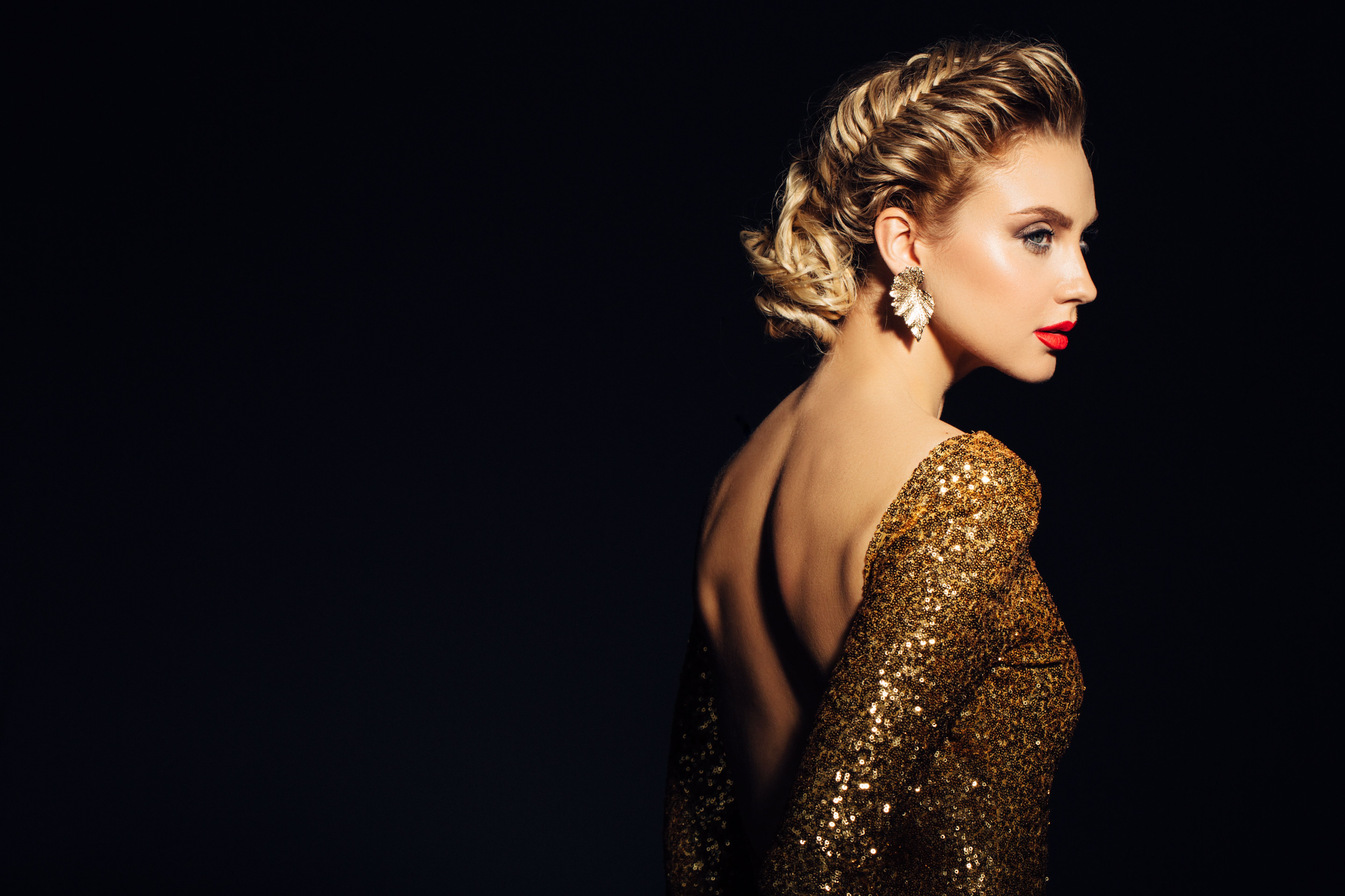 Young beautiful woman