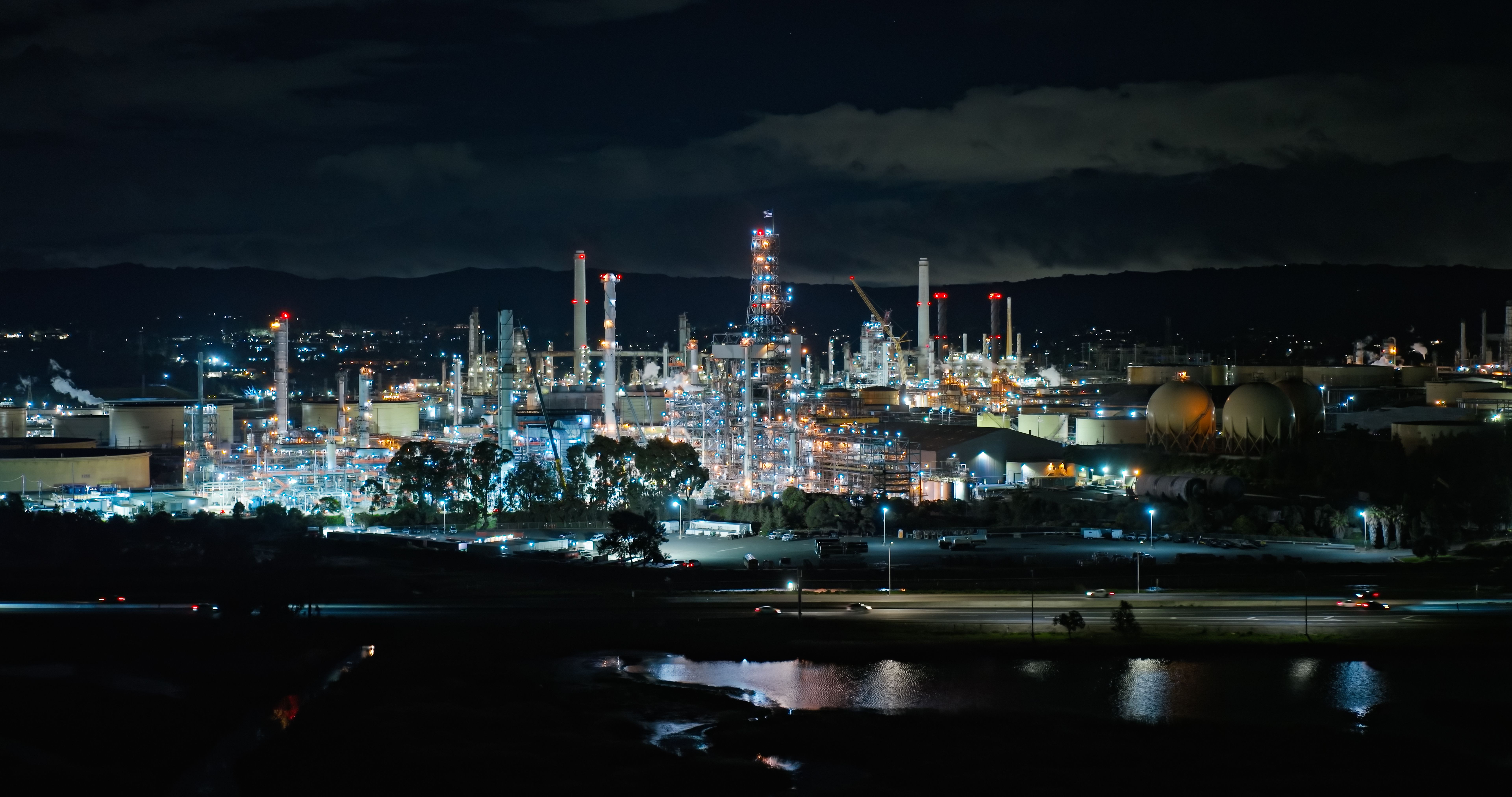 oil refinery