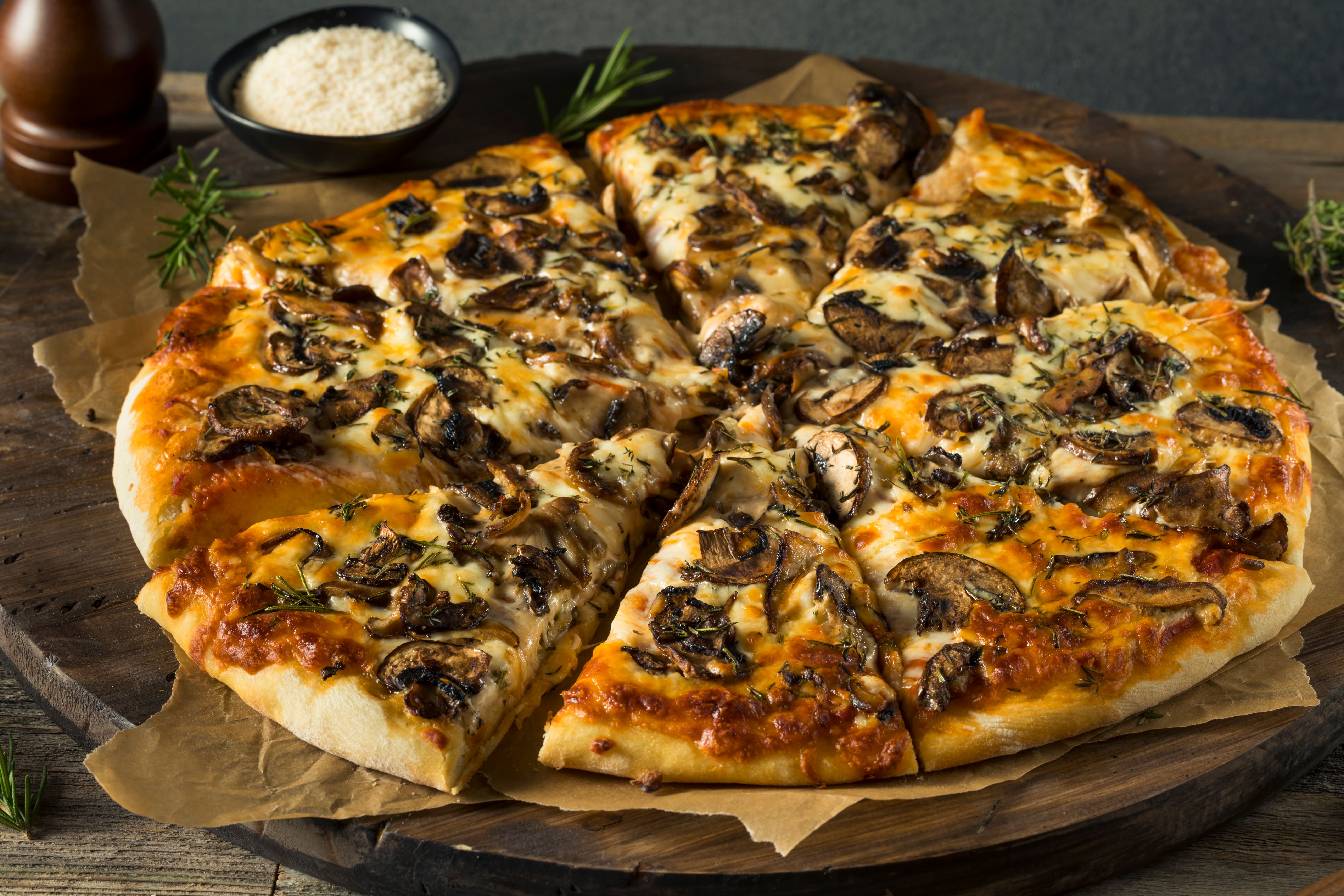 mushroom pizza