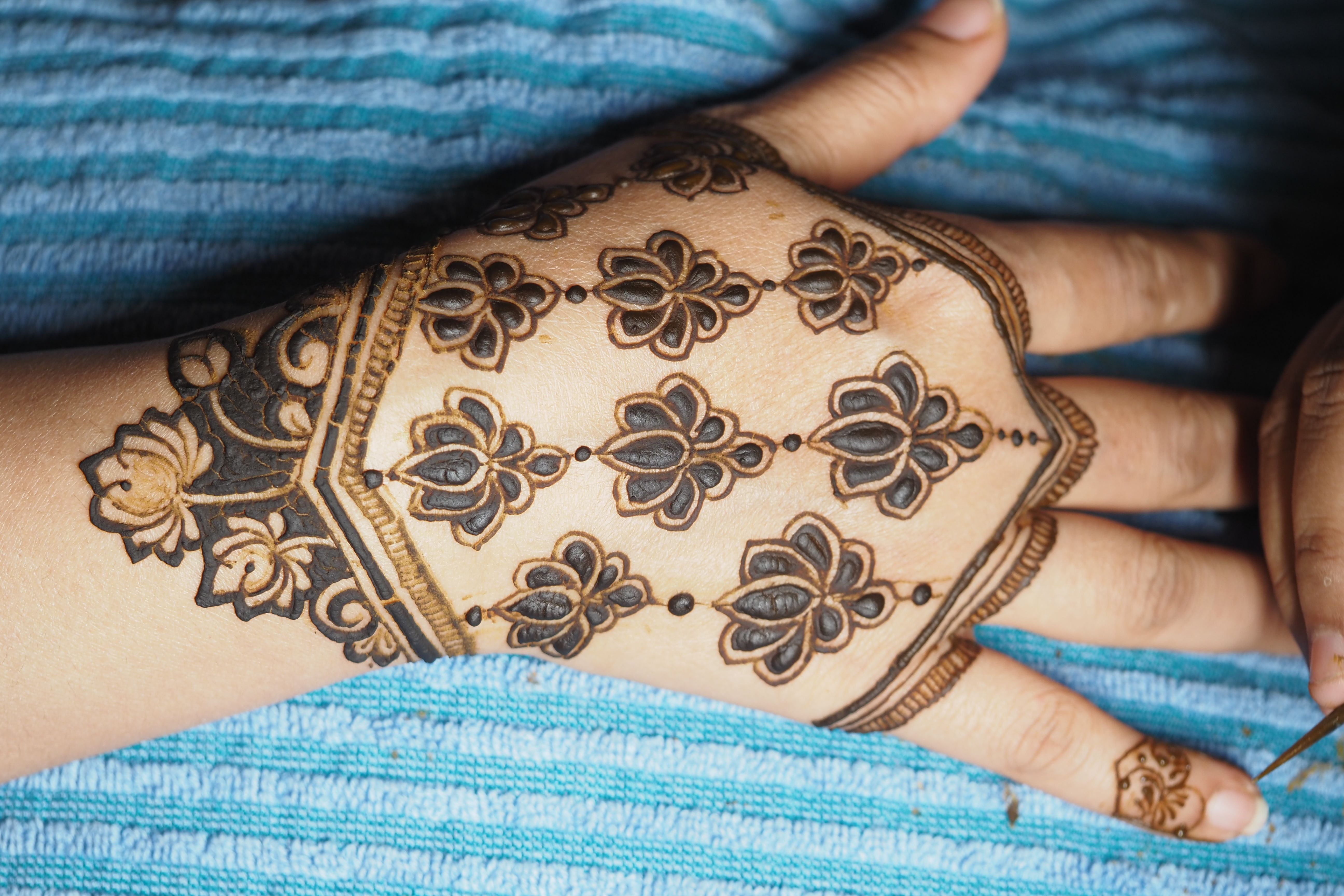 henna design