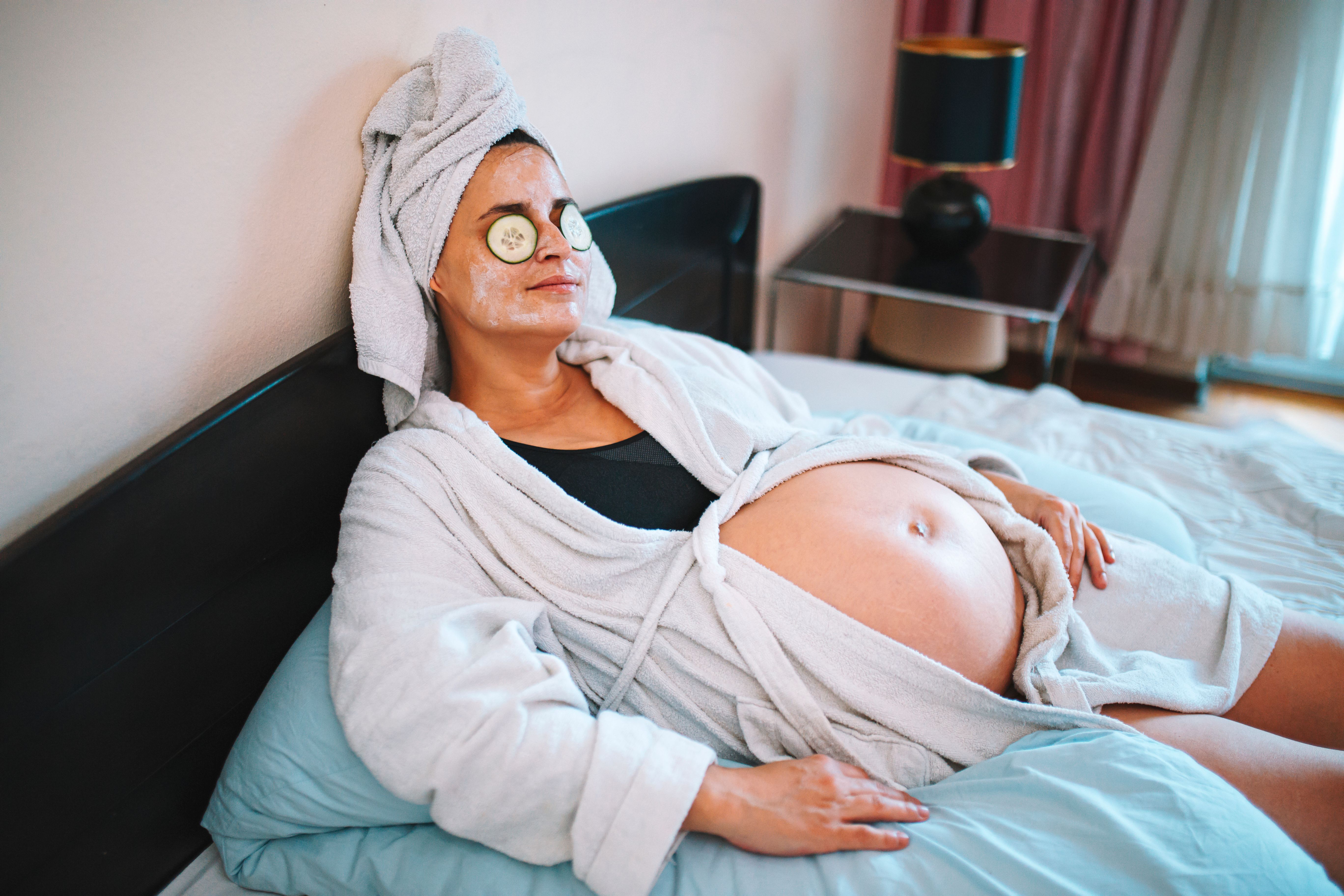 pregnant woman spa
