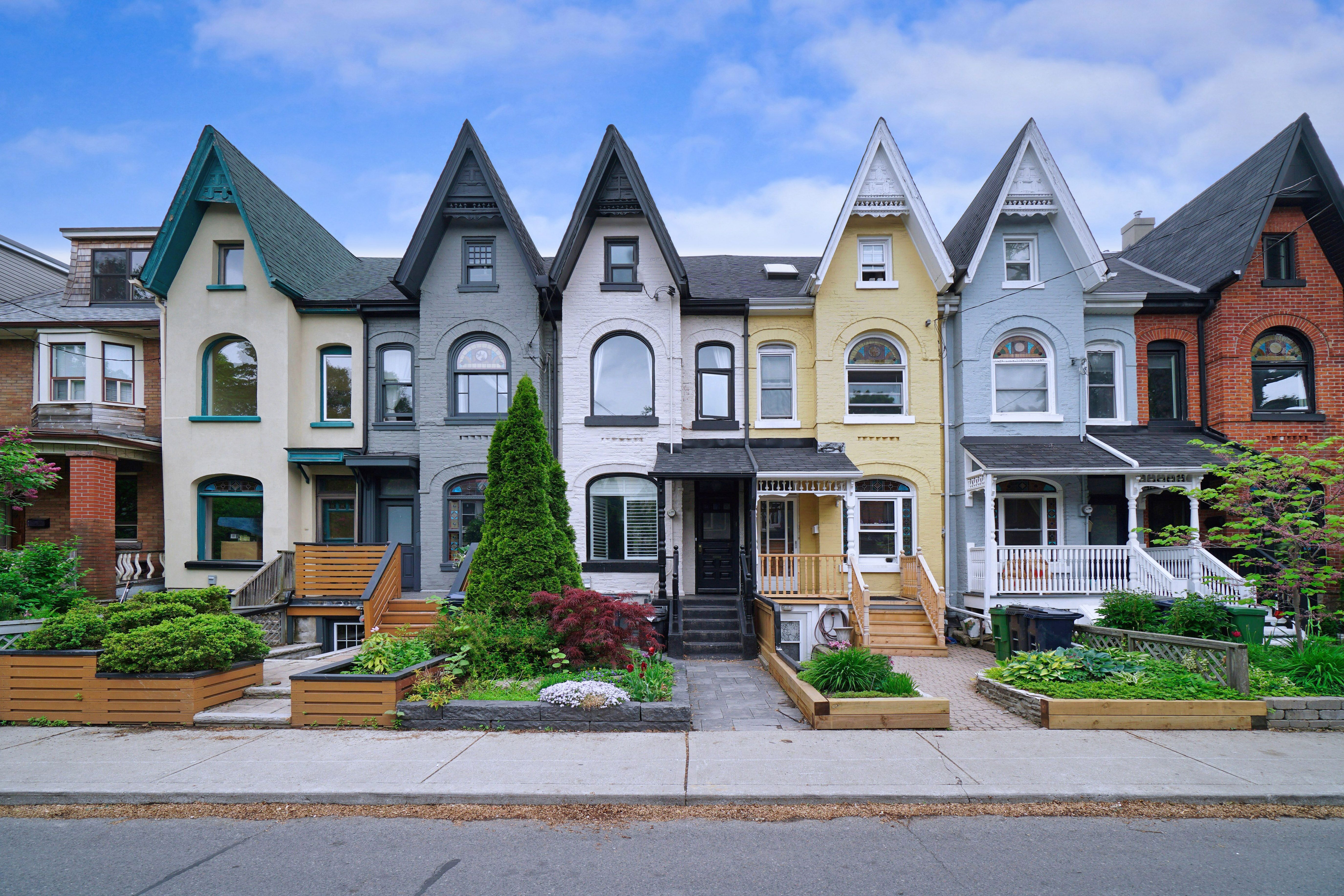 toronto spring real estate