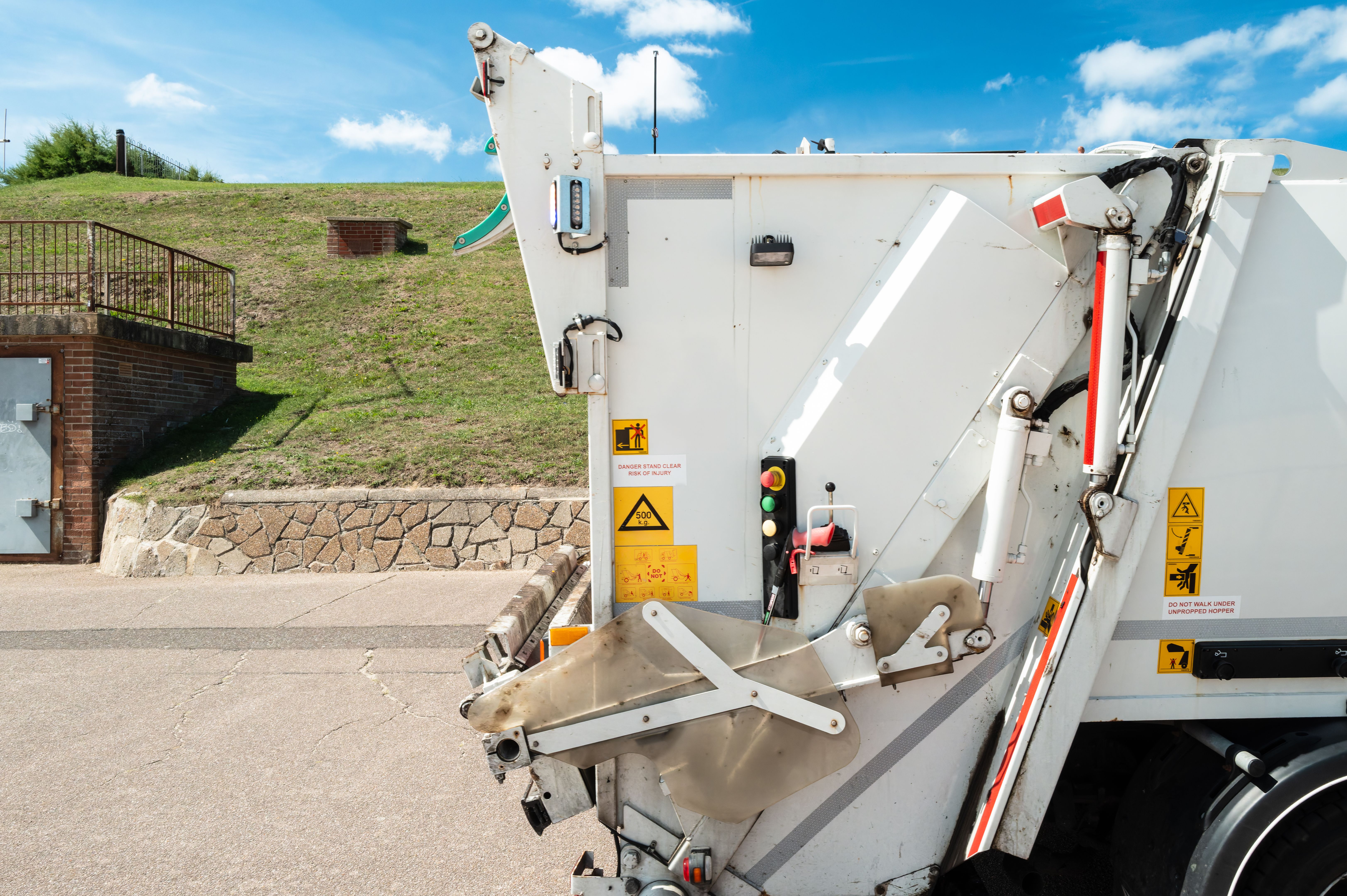 waste disposal truck