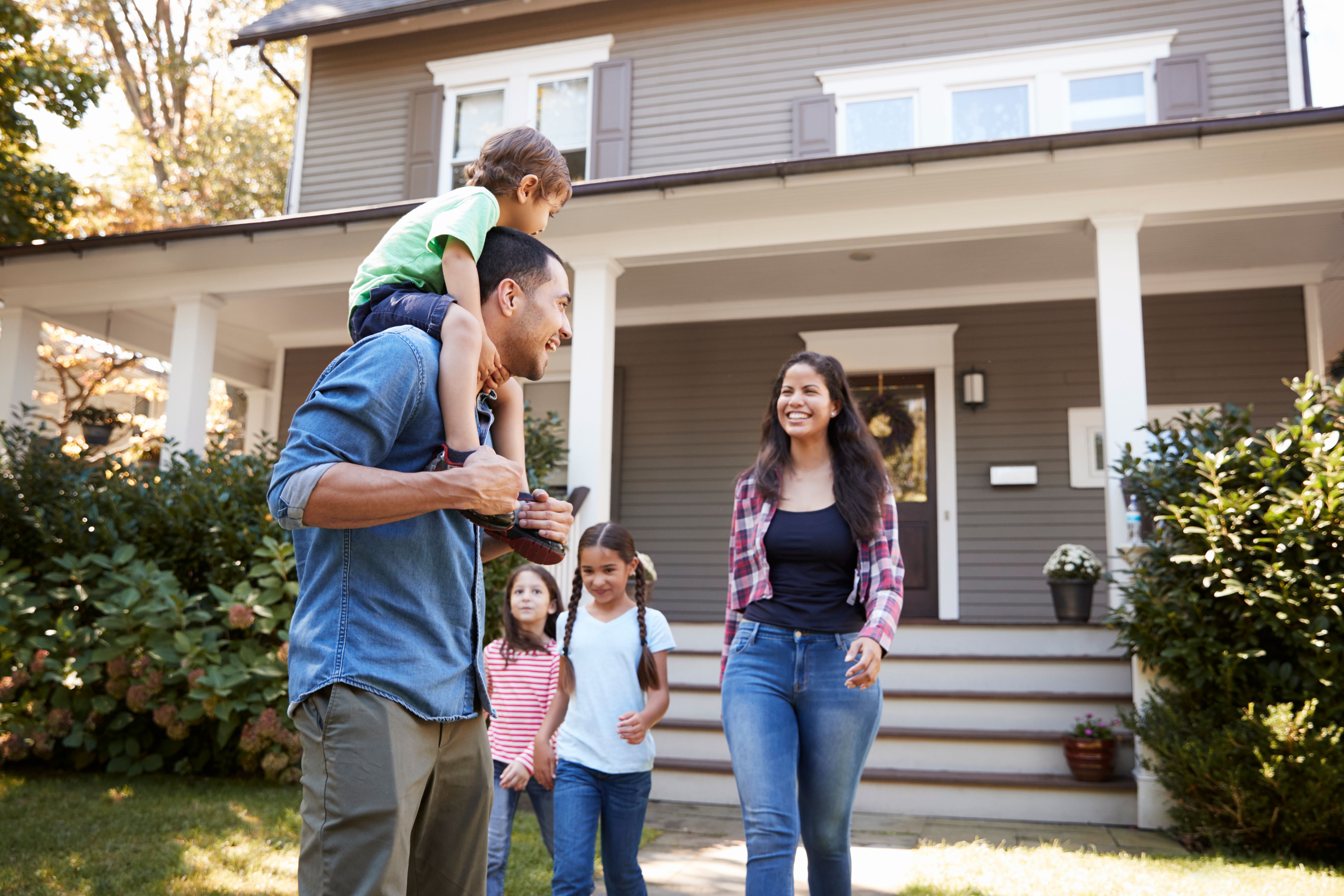 happy family home