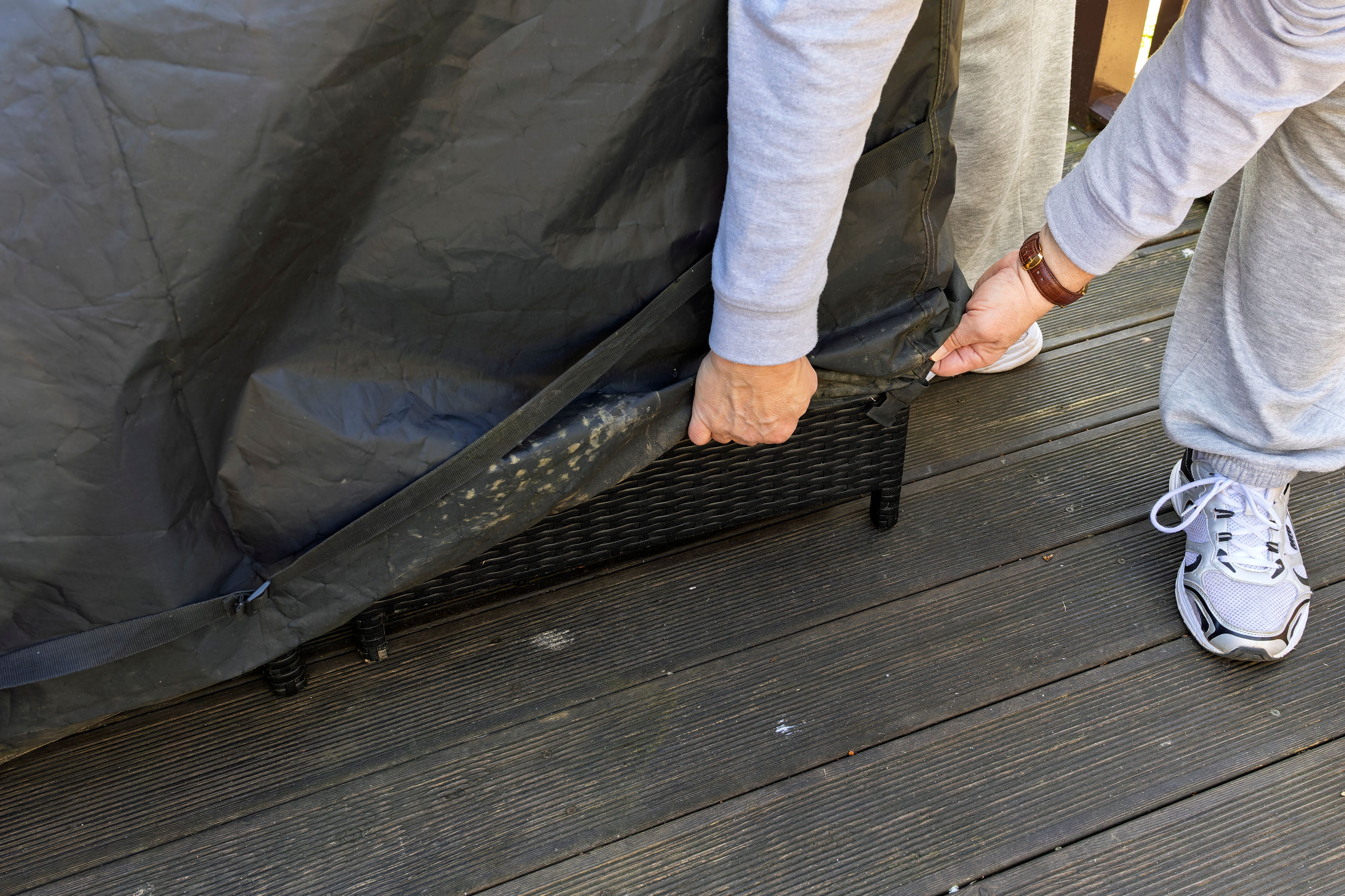 securing patio furniture