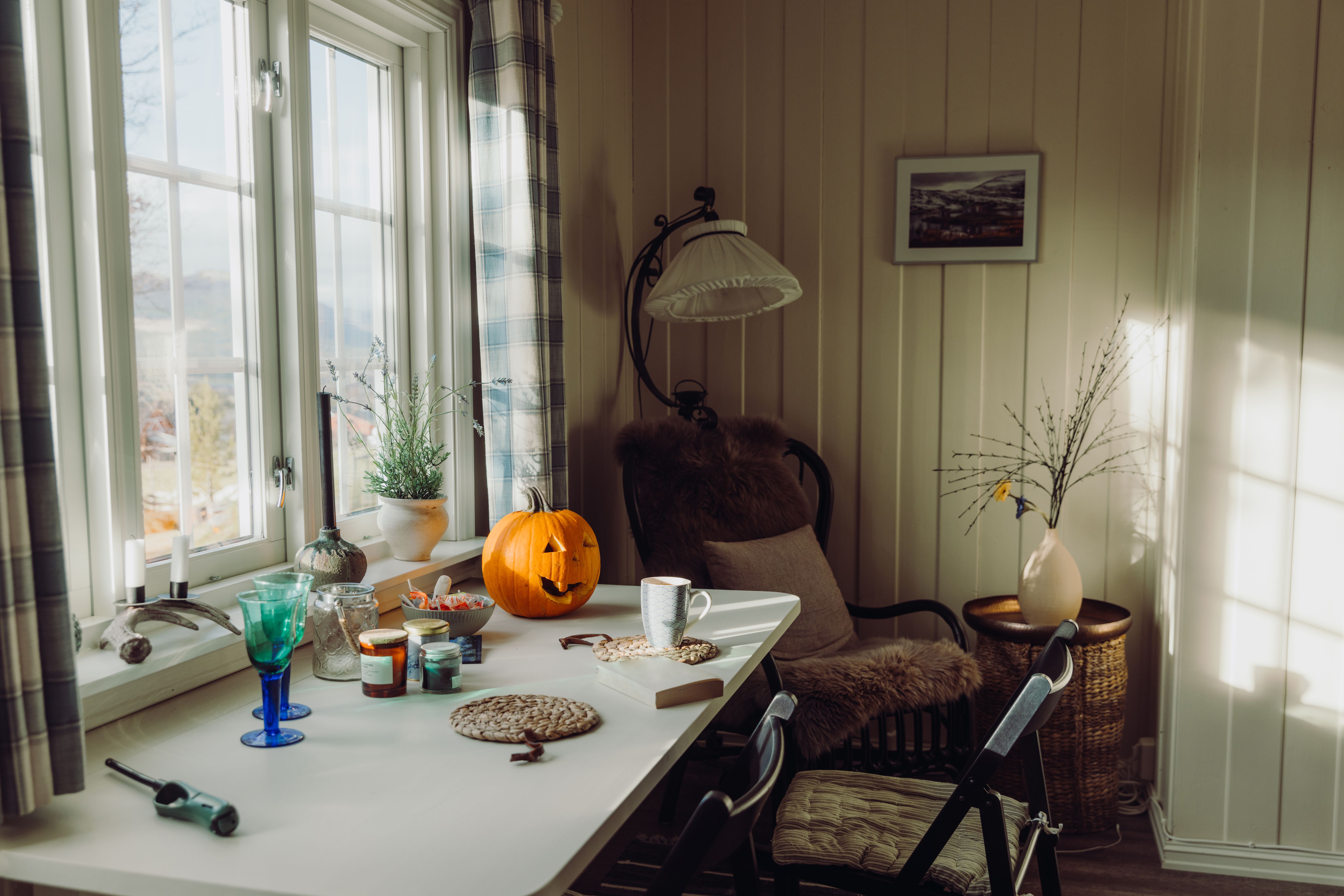 seasonal home staging