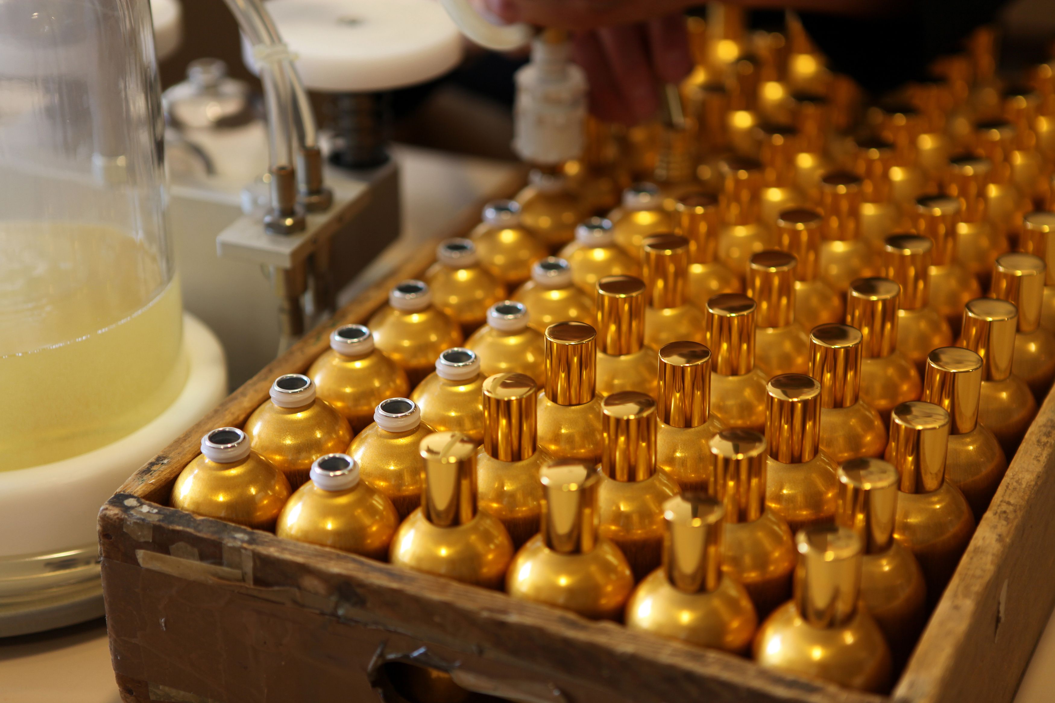 artisan perfume making