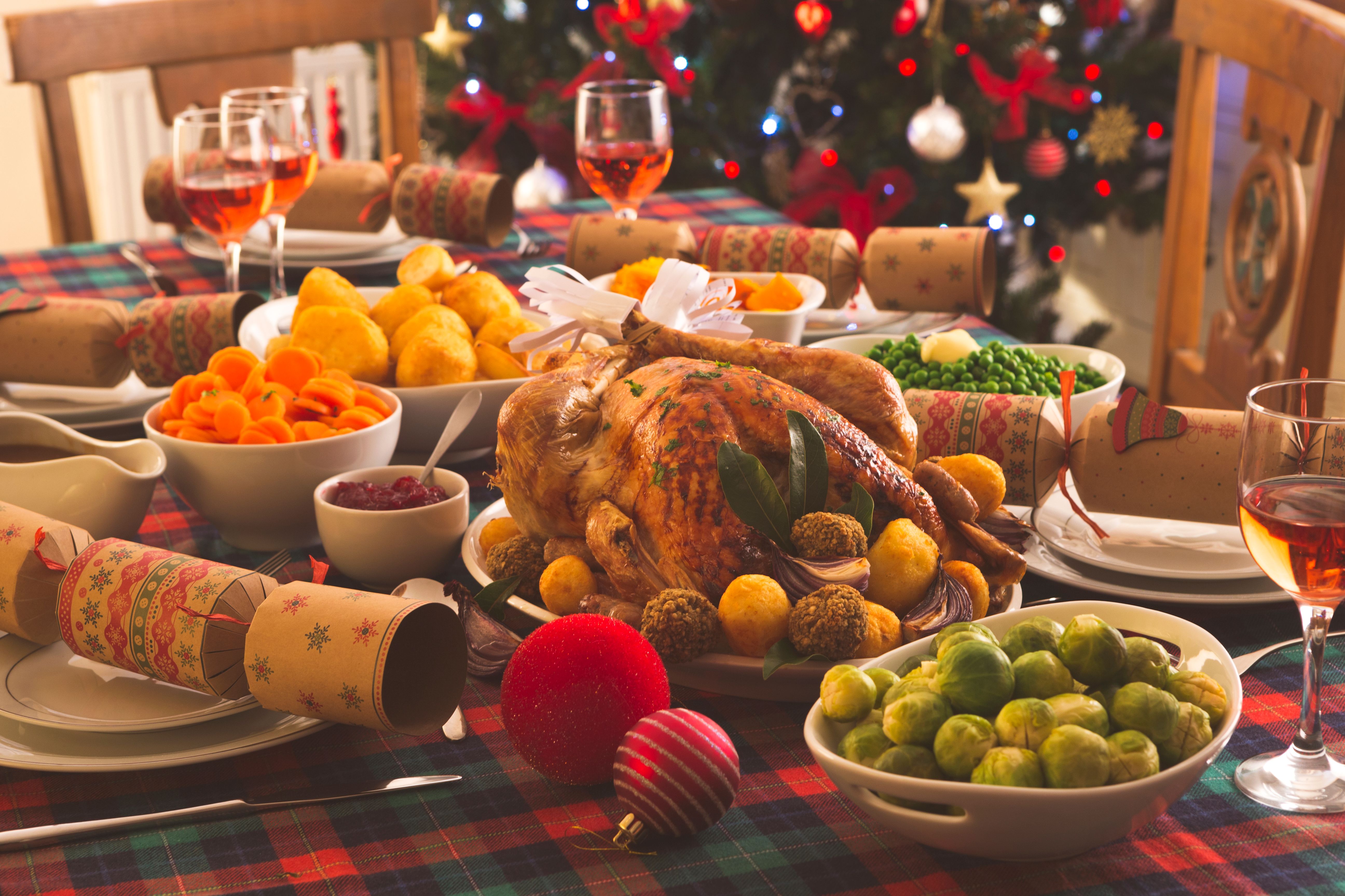 christmas dinner table