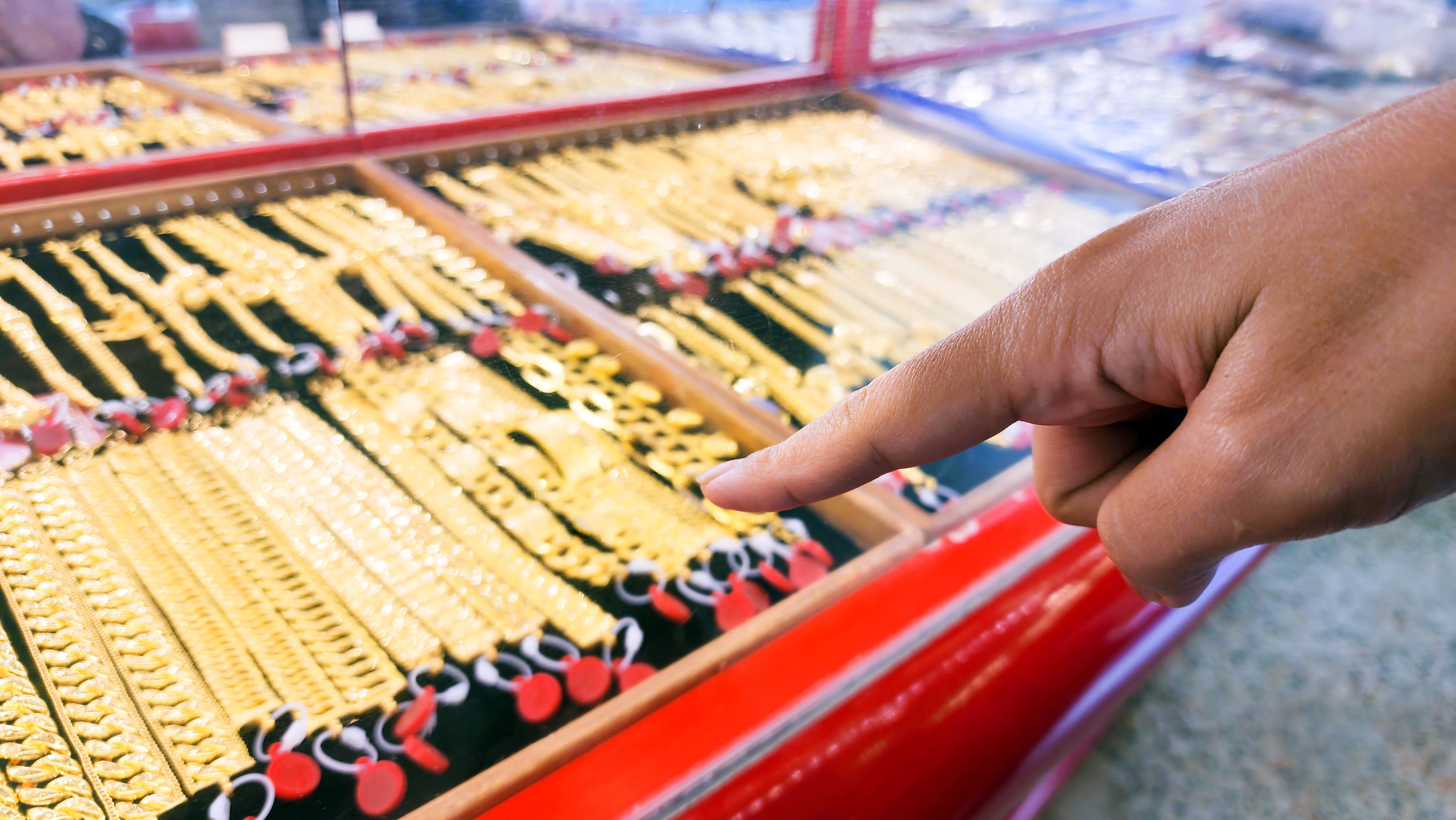 seasonal gold trends