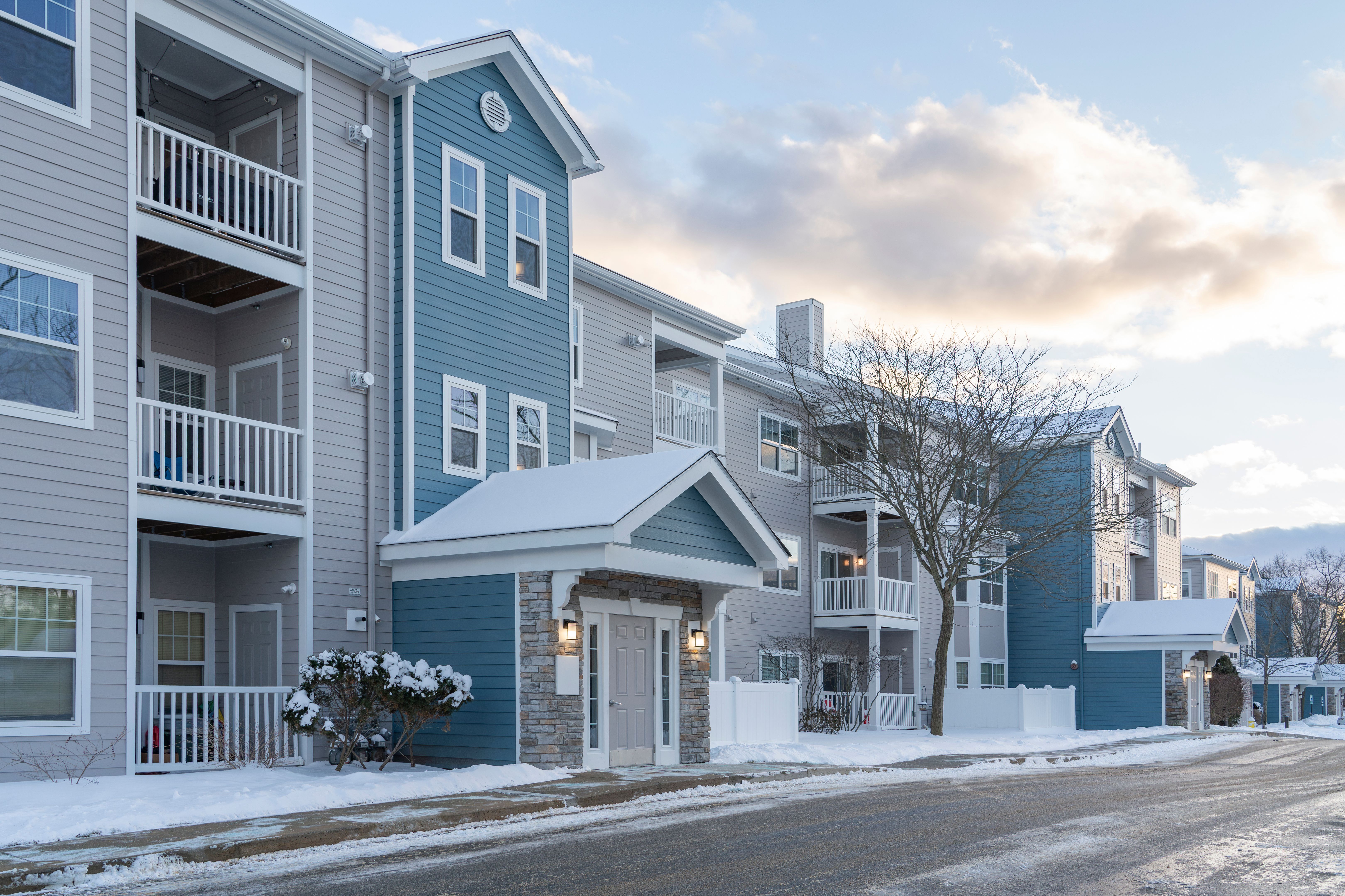 apartment living South Shore