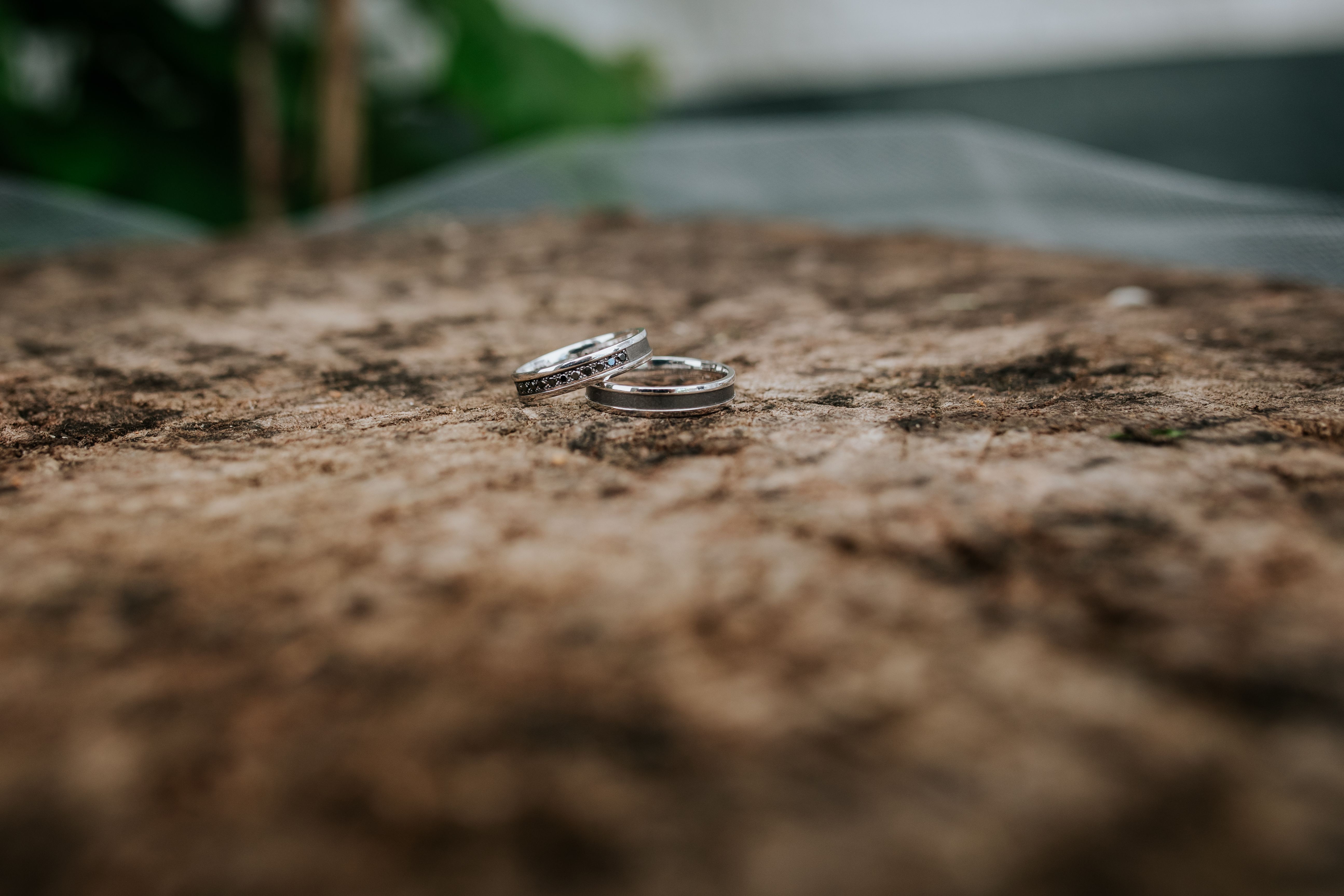 nature inspired wedding band
