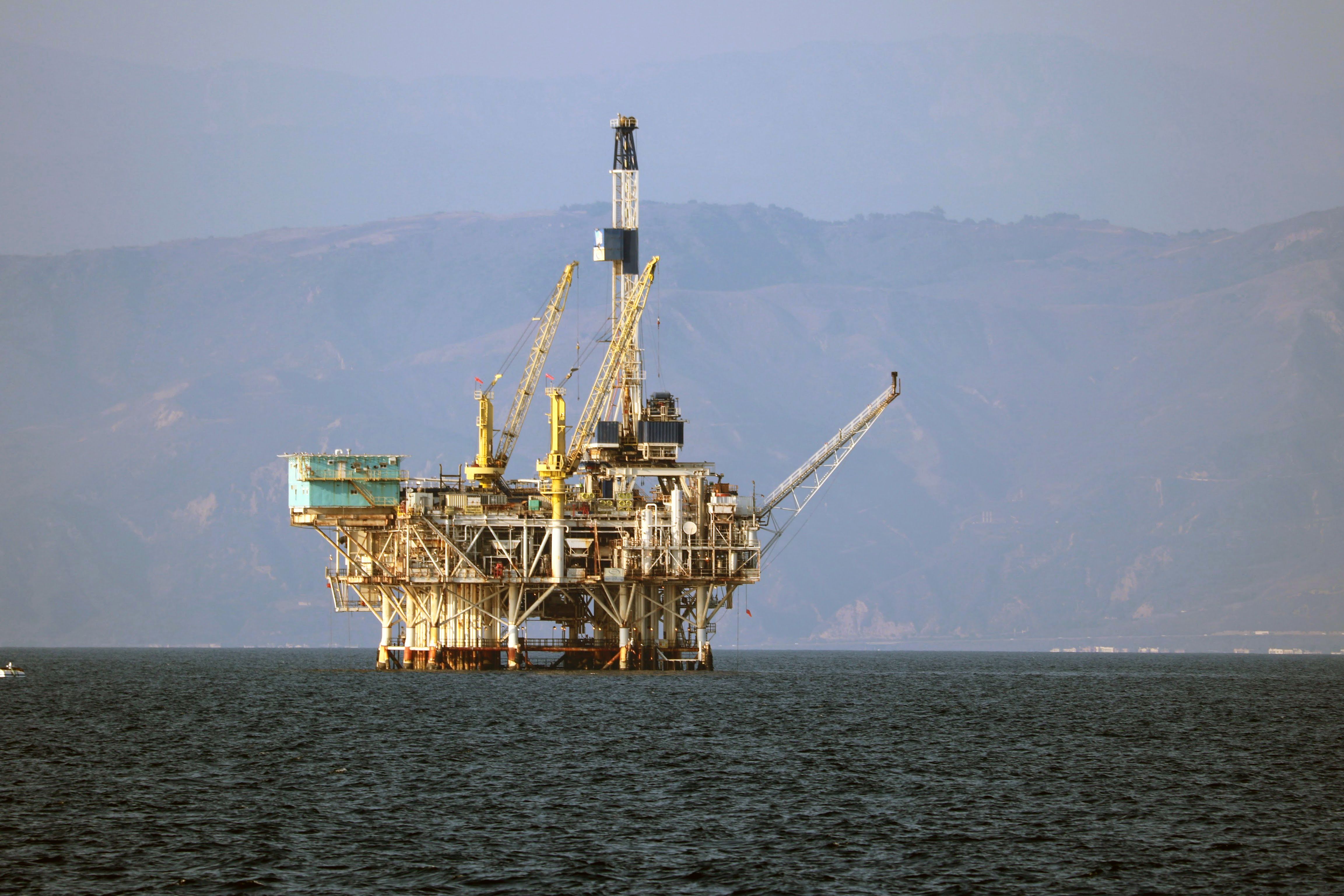 oil rig lawsuit