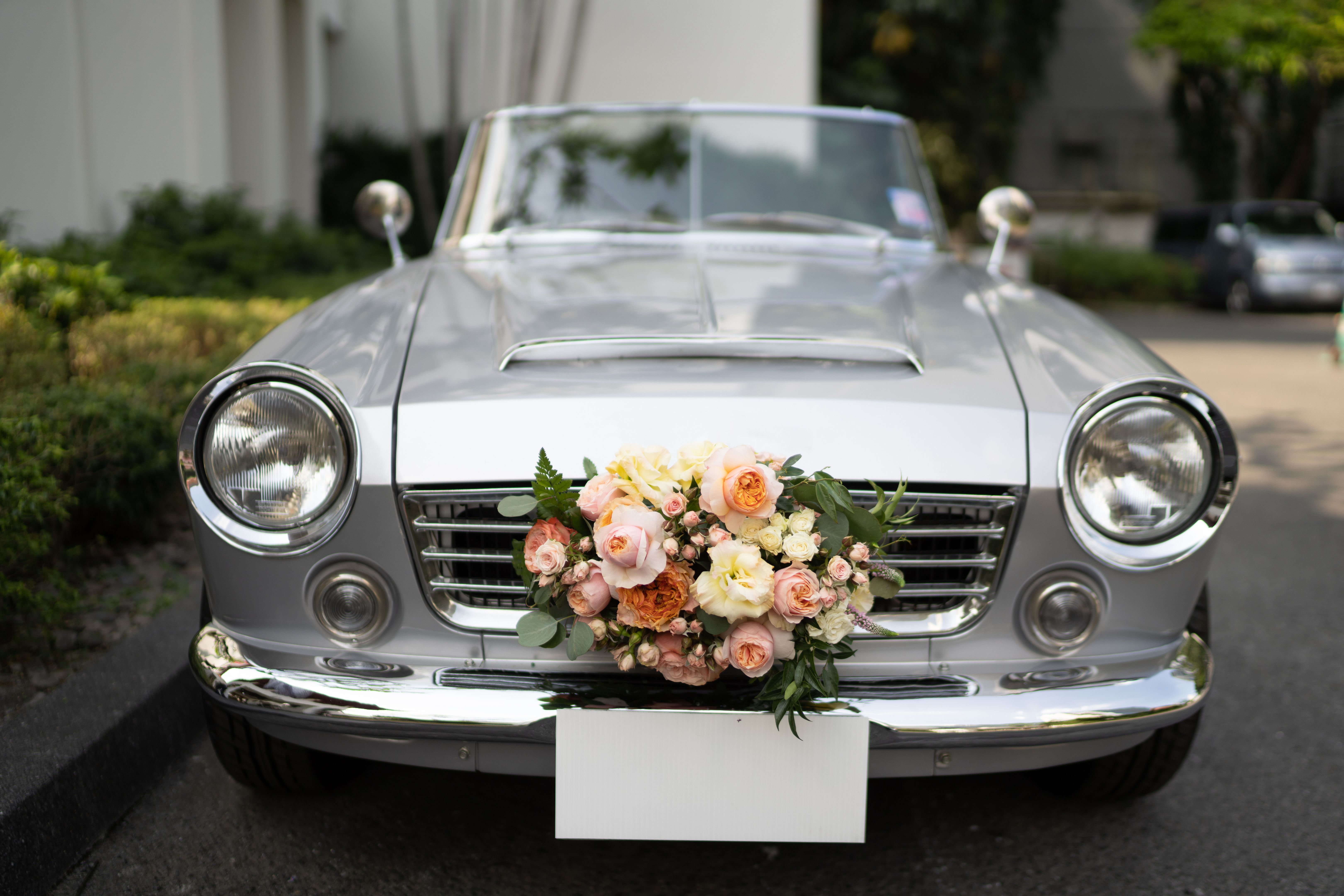 luxury wedding car