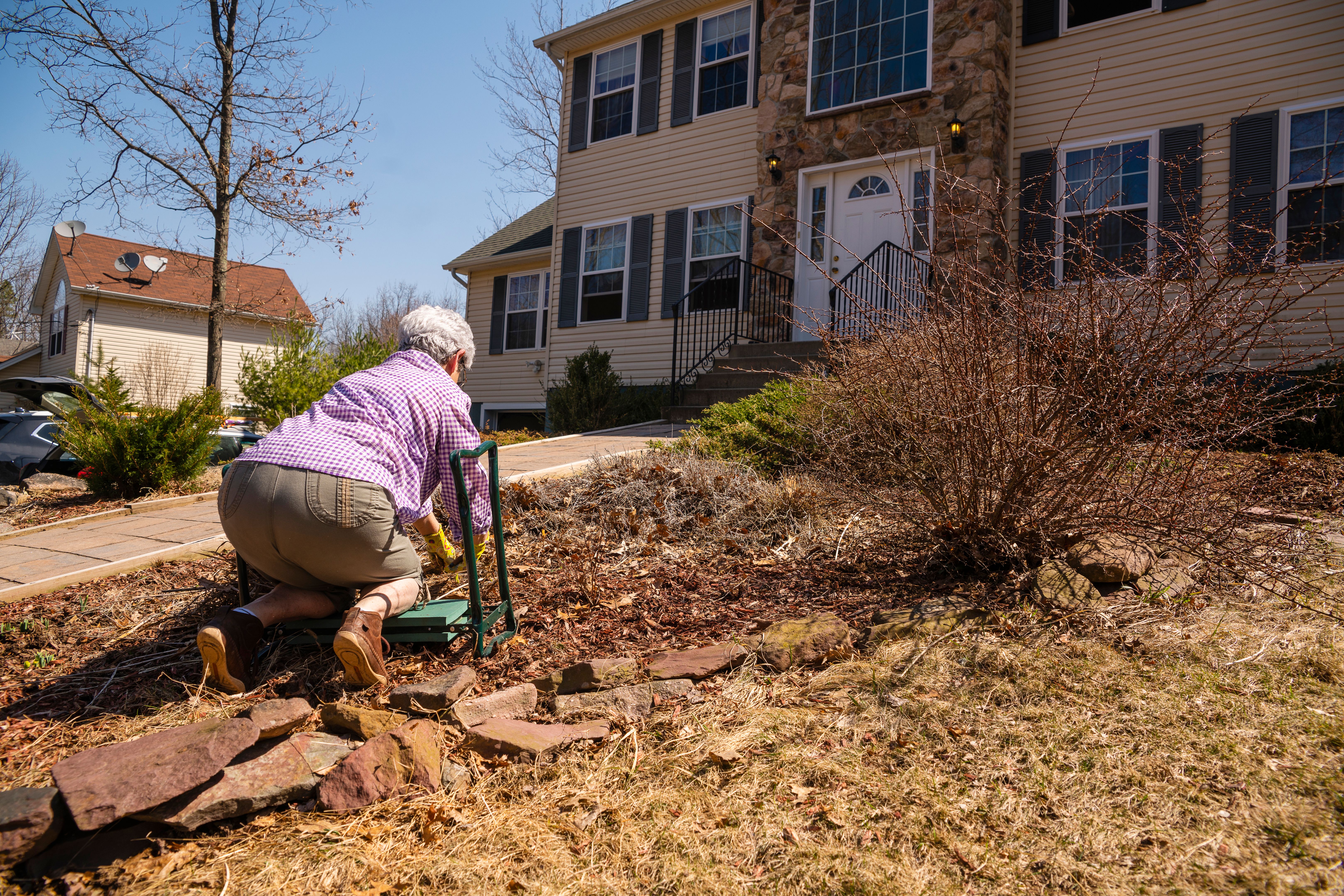 spring garden cleanup