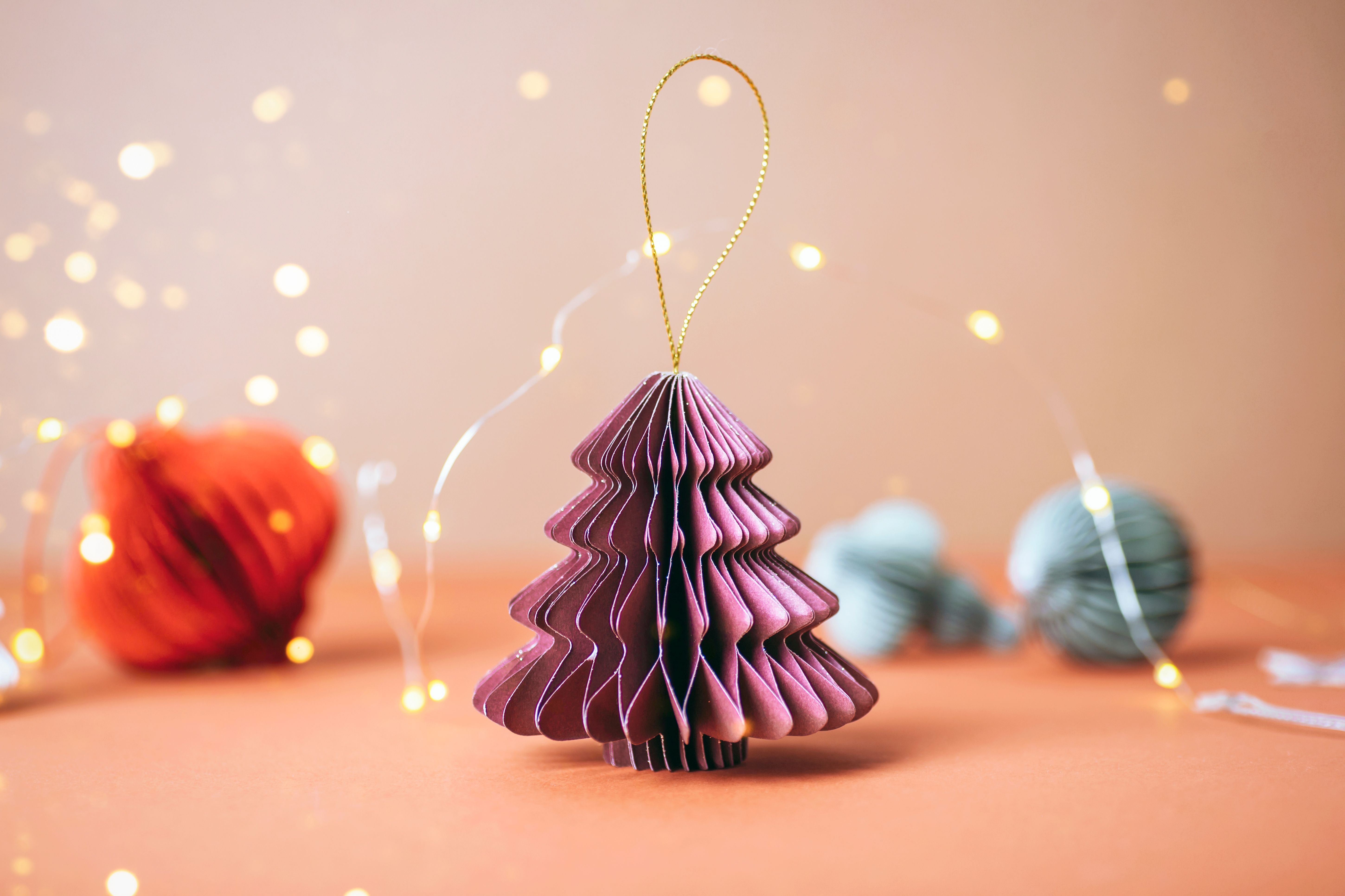 christmas tree garland