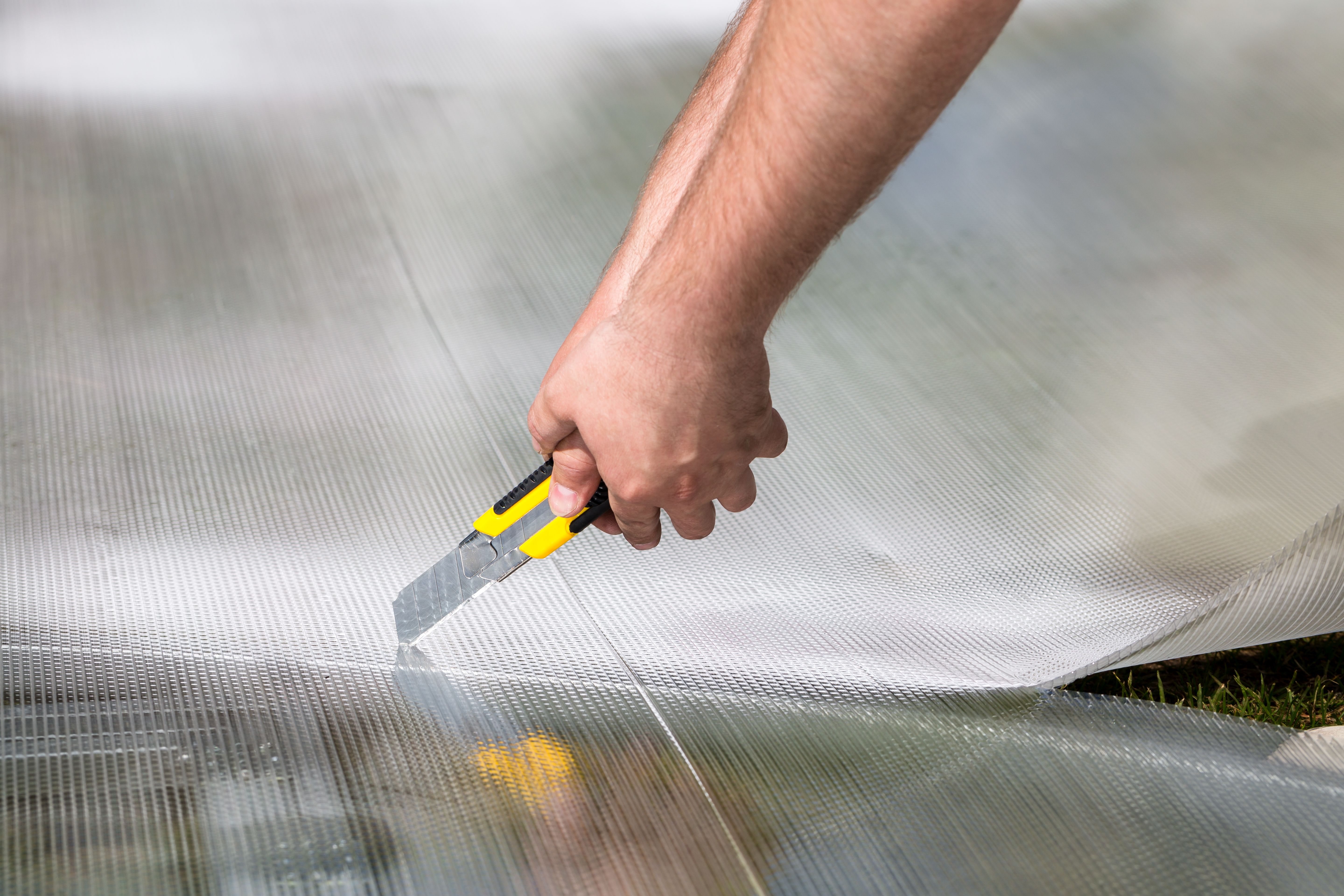 cutting polycarbonate