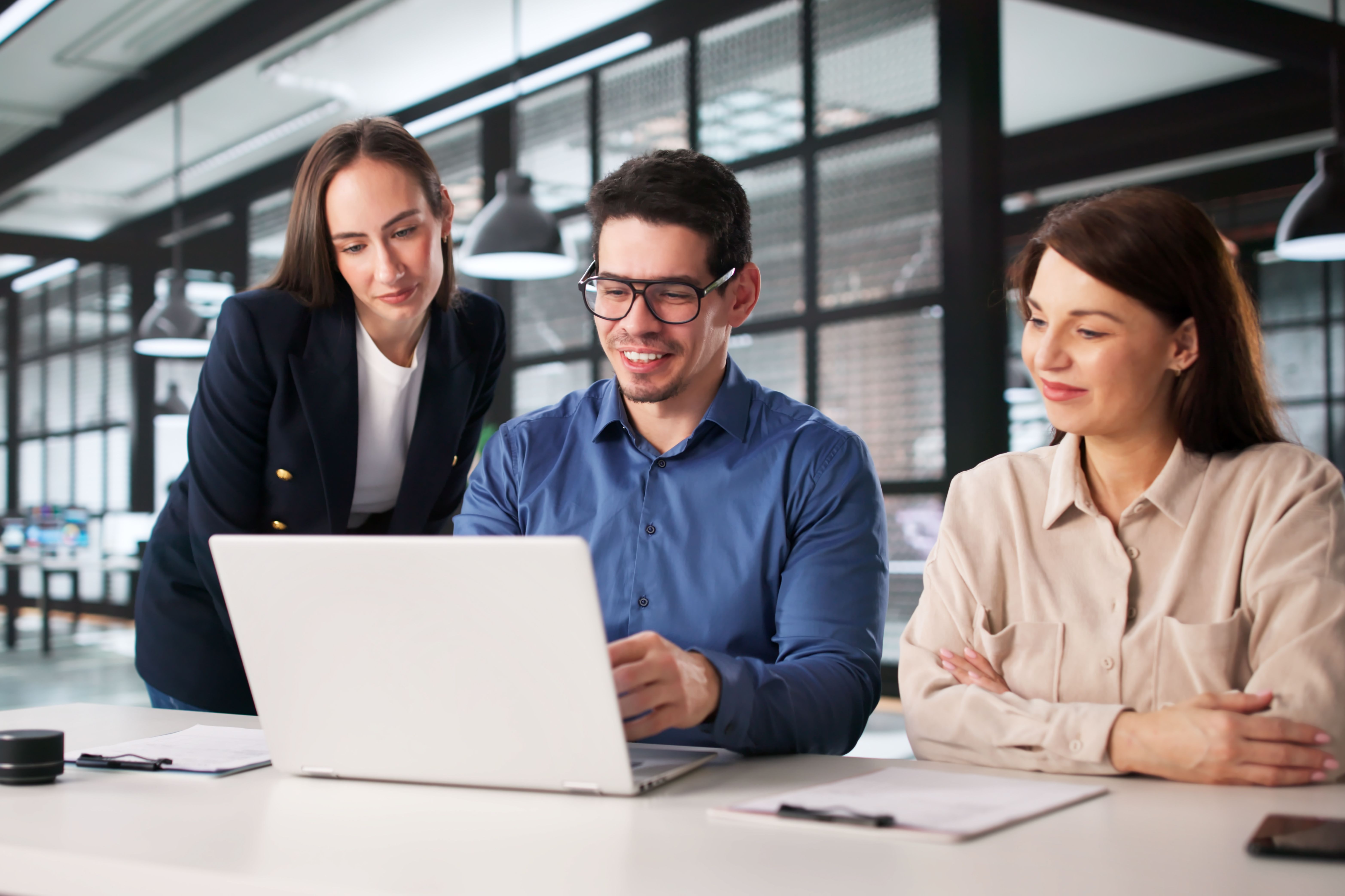 IT consultant meeting