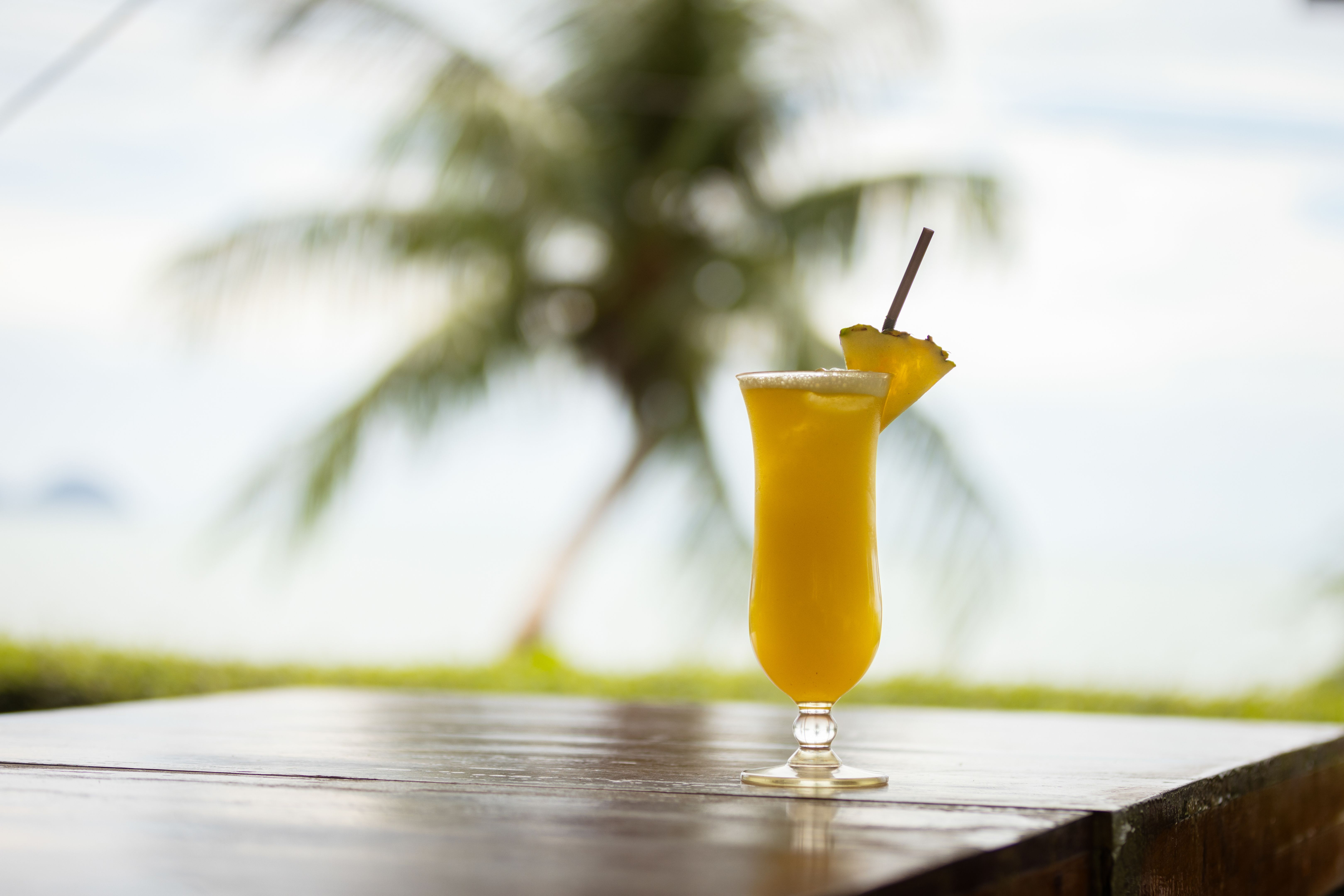 beach wedding cocktail