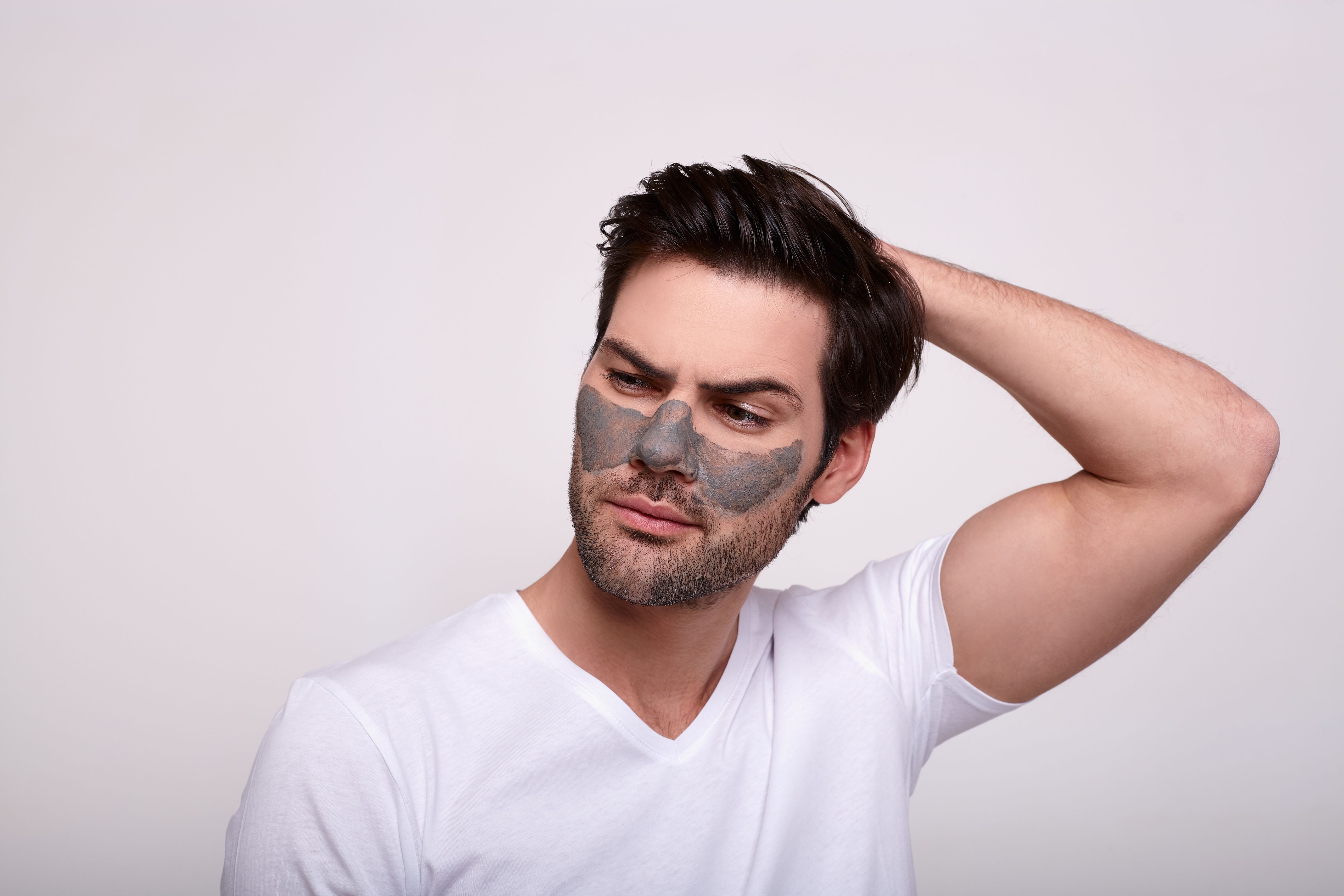 homme masque cheveux