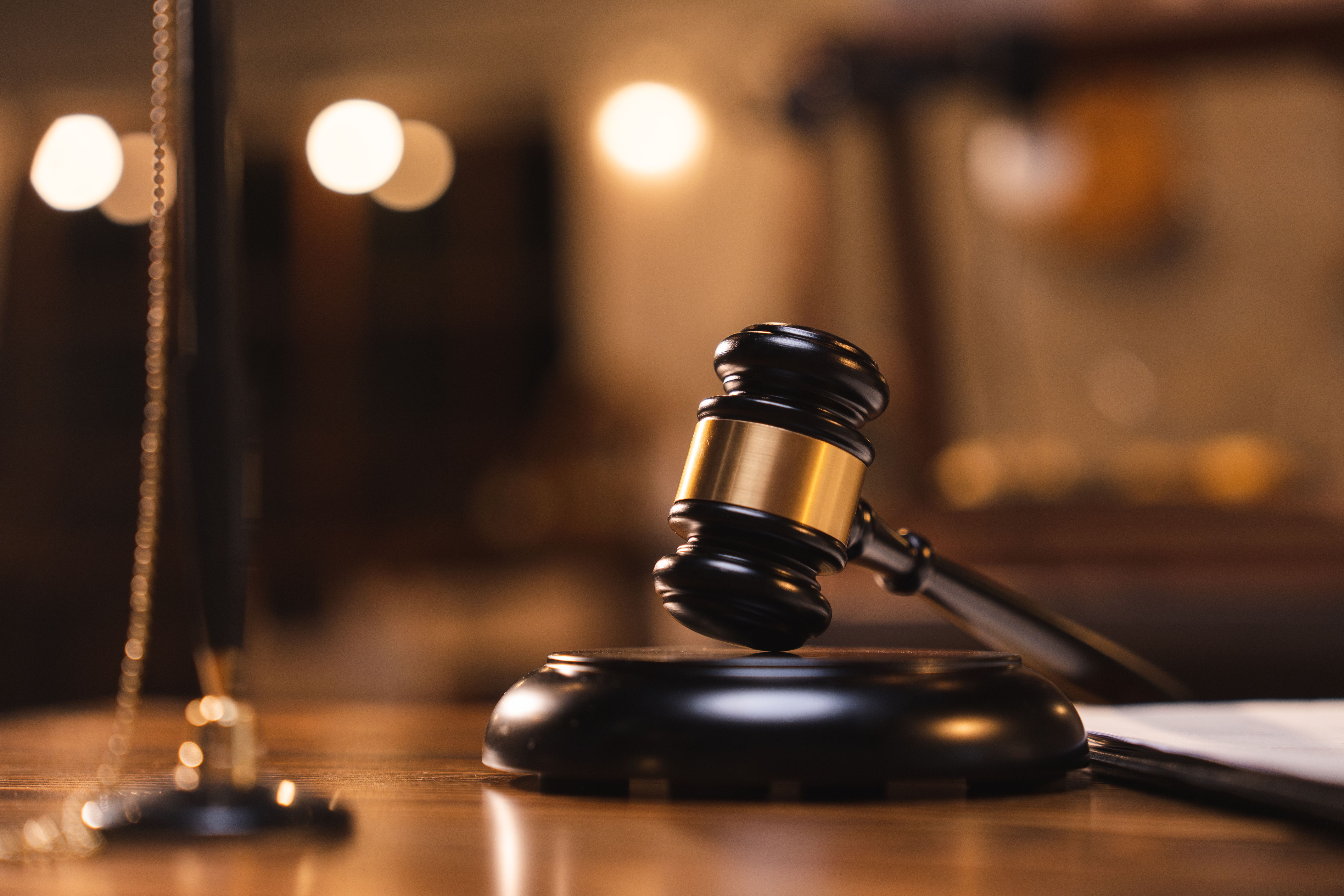 courtroom settlement